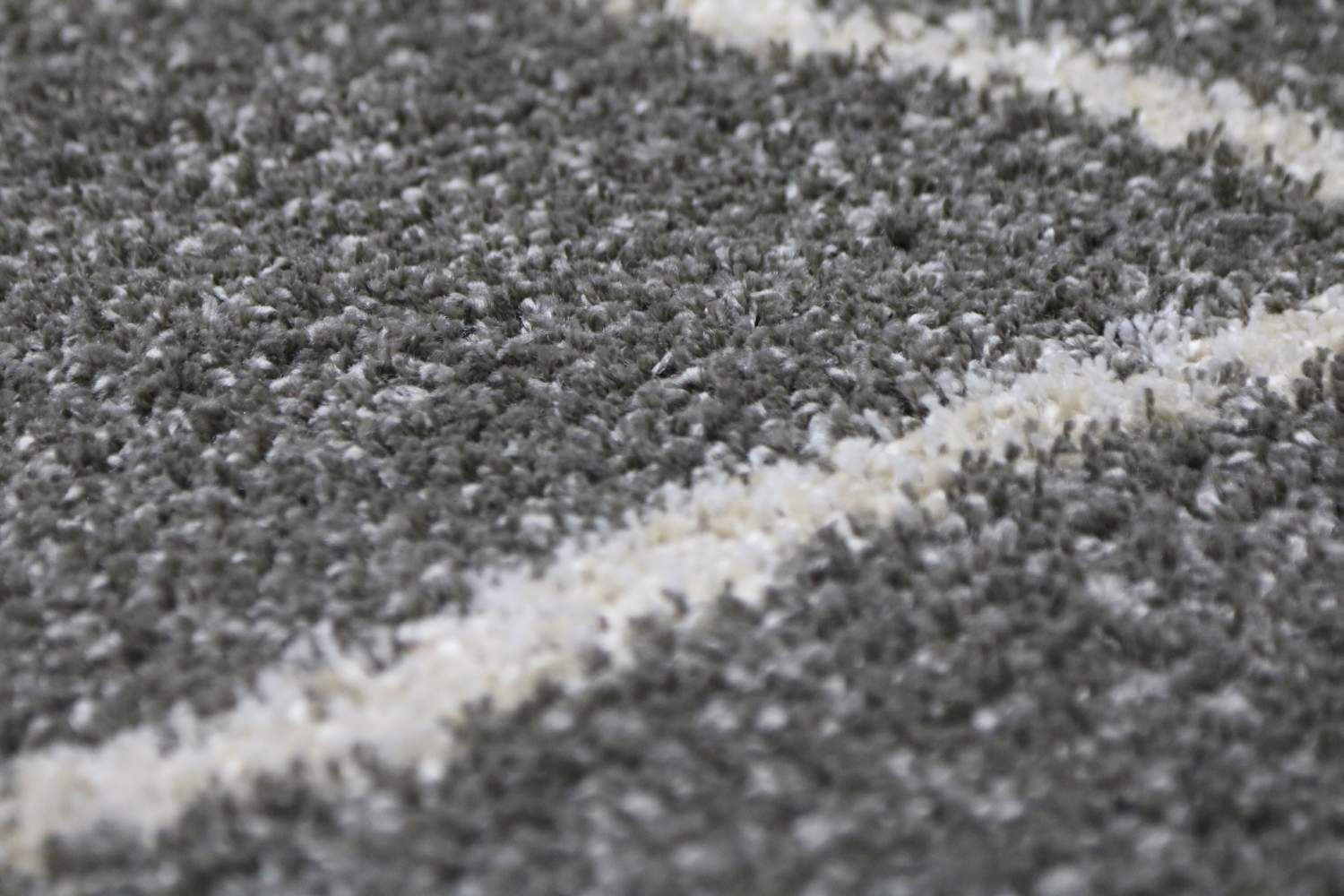 Moroccan Trellis Gray Shag Rug