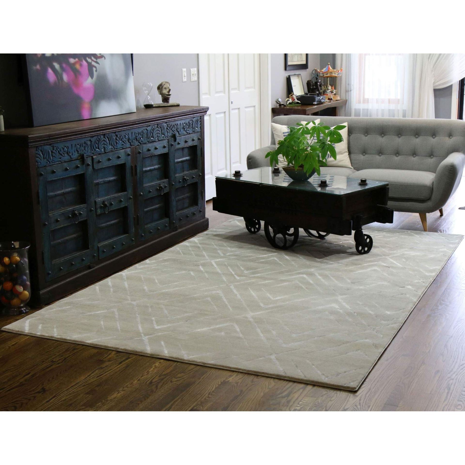 Shimmer Diamond Trellis Rug