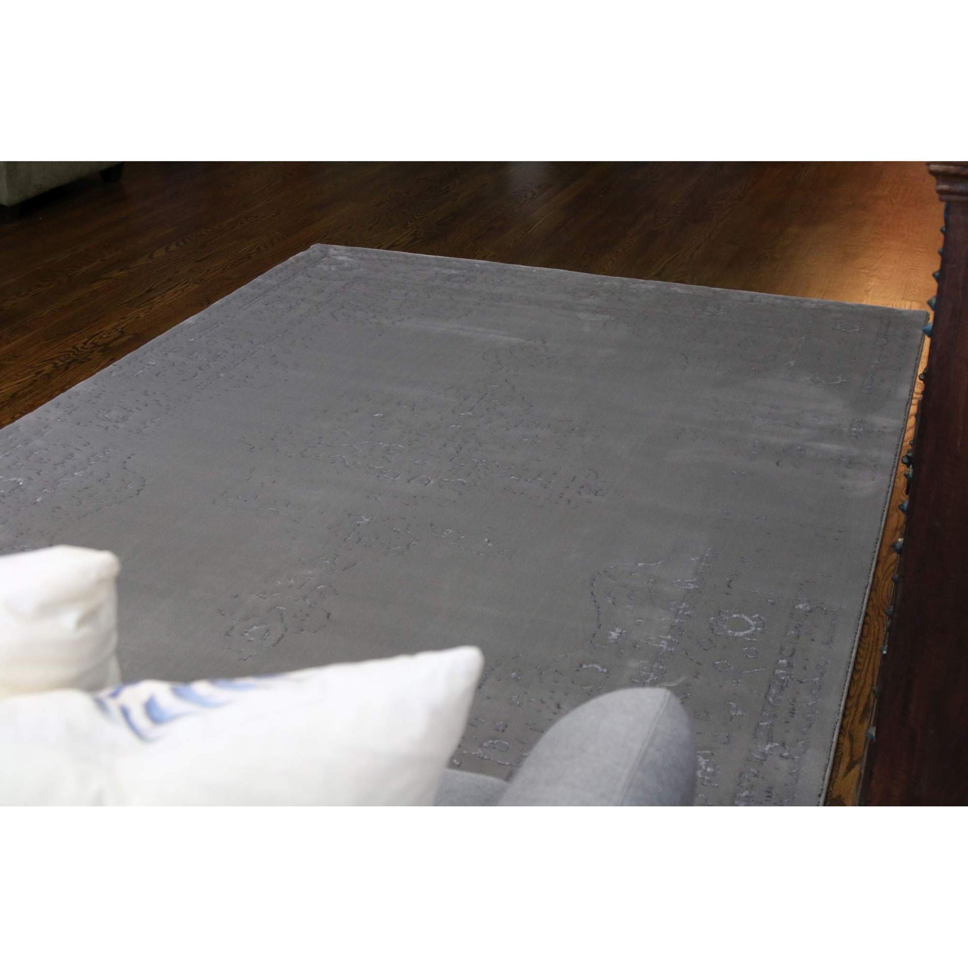 Shimmer Medallion Vintage Rug