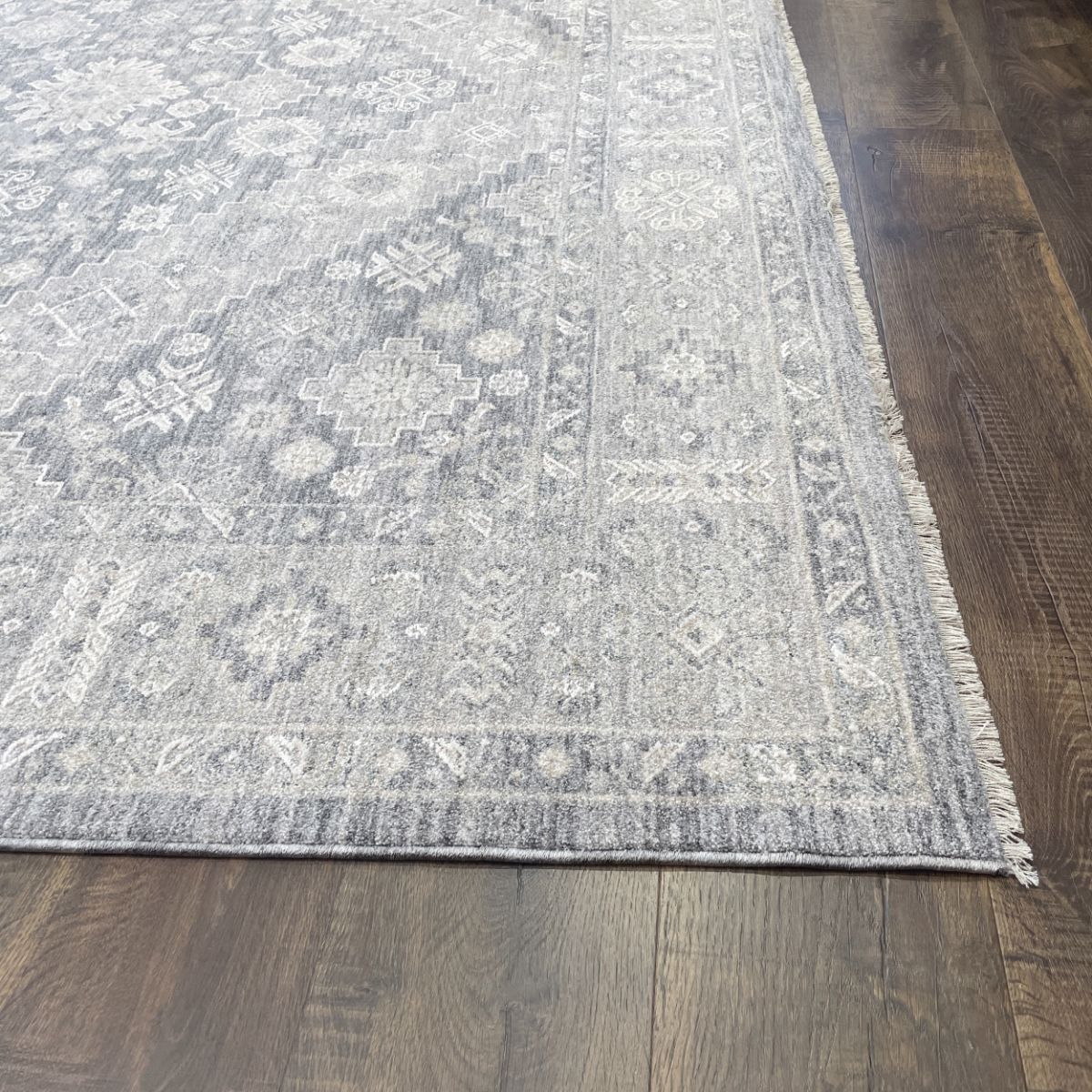 Sisley Distressed Gray Silver Vintage Medallion Rug