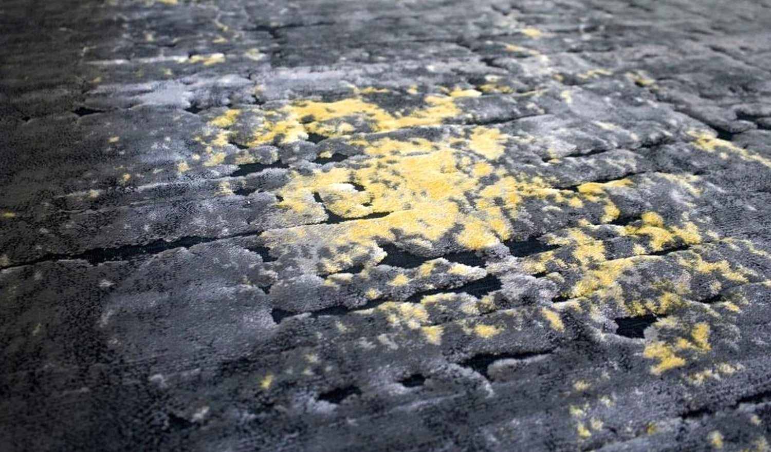 Feshane Textured Abstract Rug with Gold, Charcoal, and Yellow