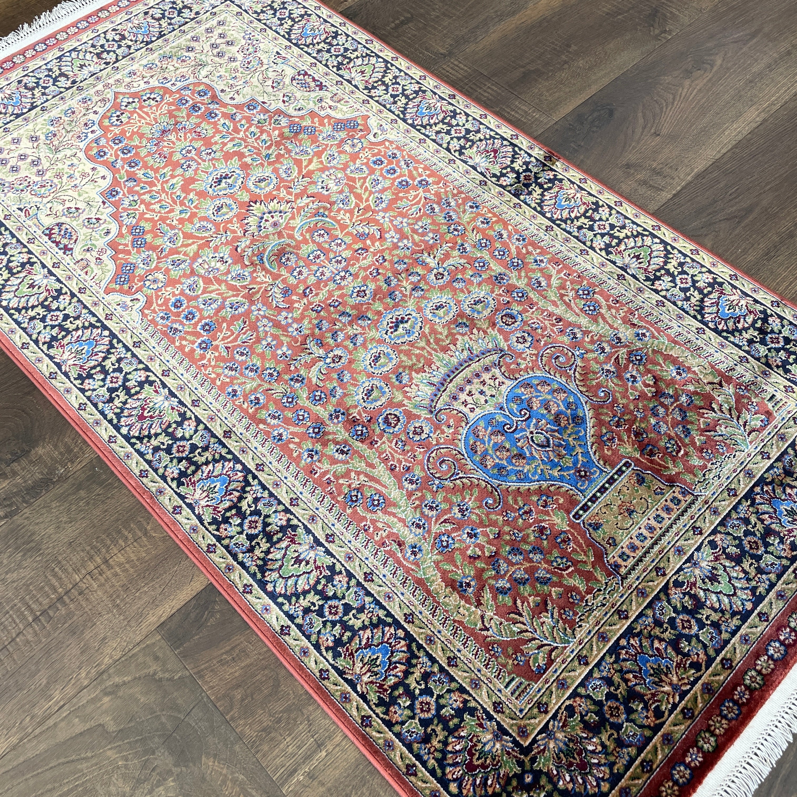 2'2"x4'3" Modal Silk Rug