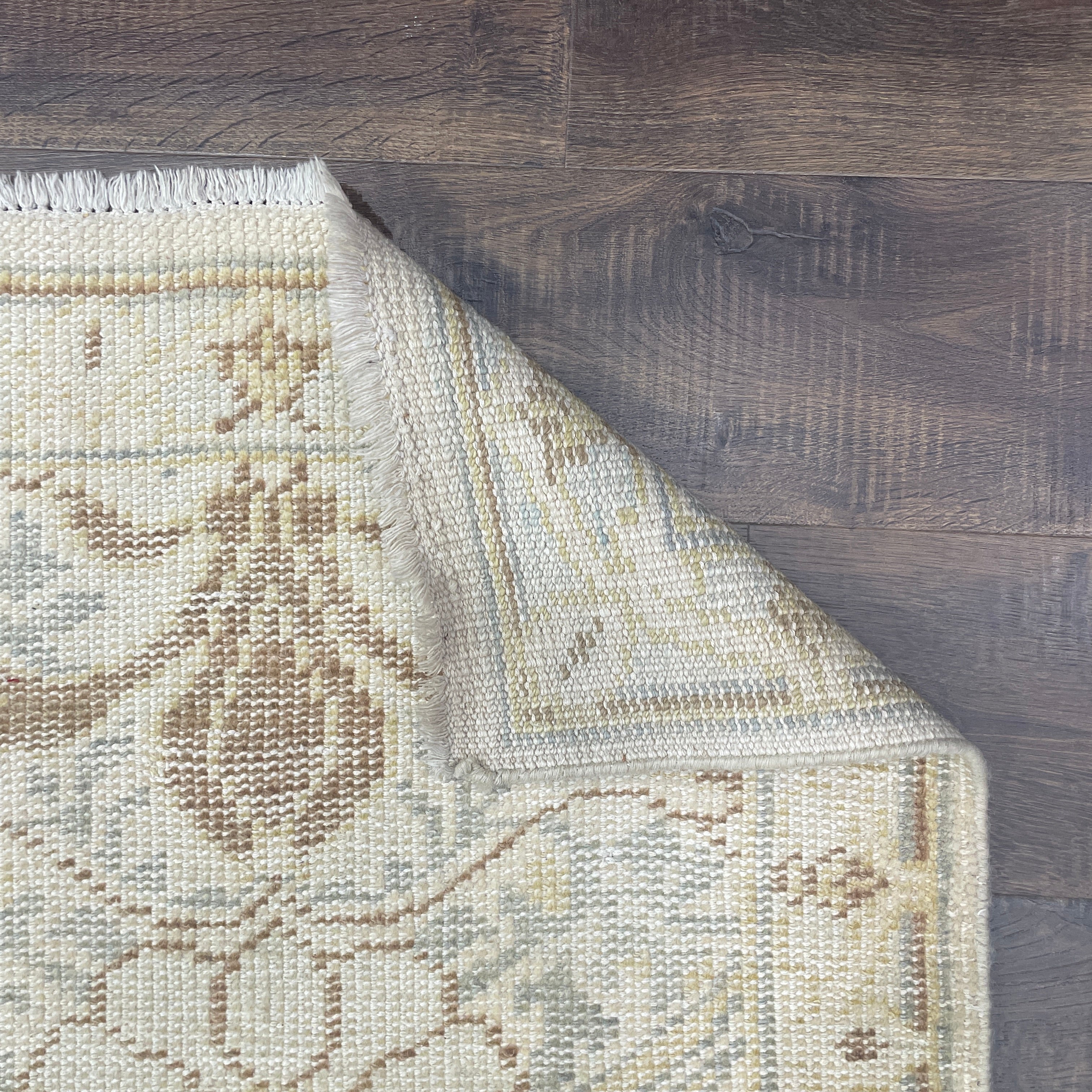 Hand-Knotted Oushak Wool Runner Rug 2'6" x 8' – Vintage Turkish Style in Soft Beige