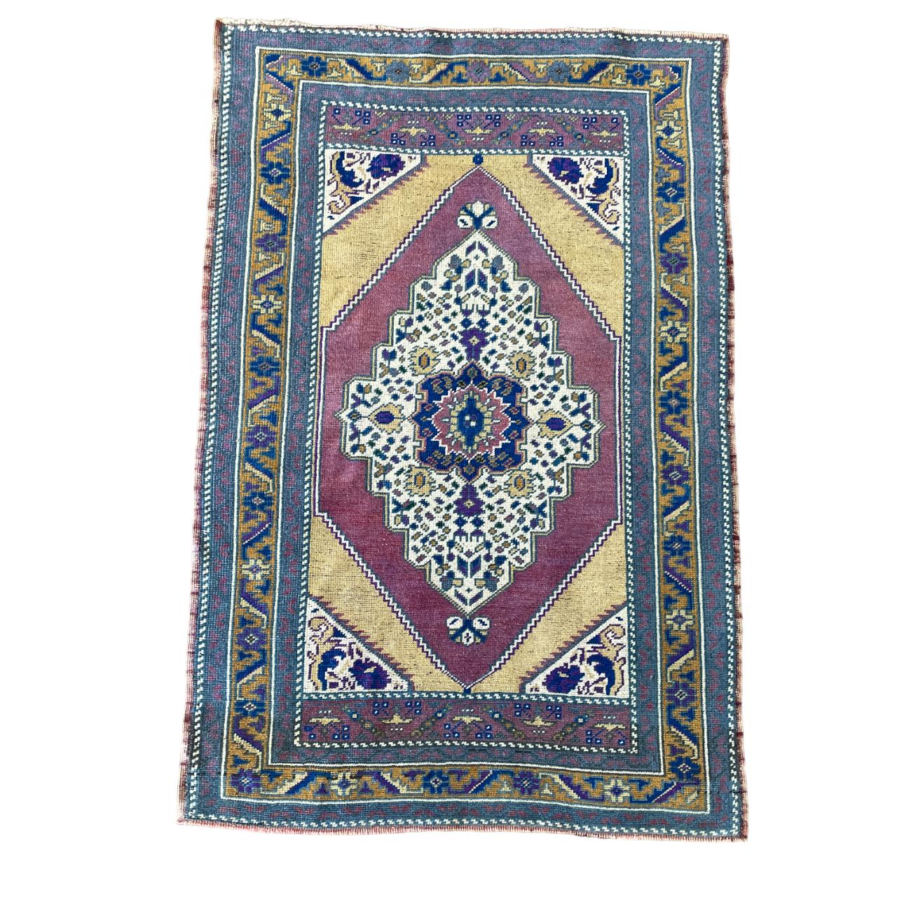 Handmade Wool Area Rug (3'x4'6") - Turkish Vintage-Inspired Design