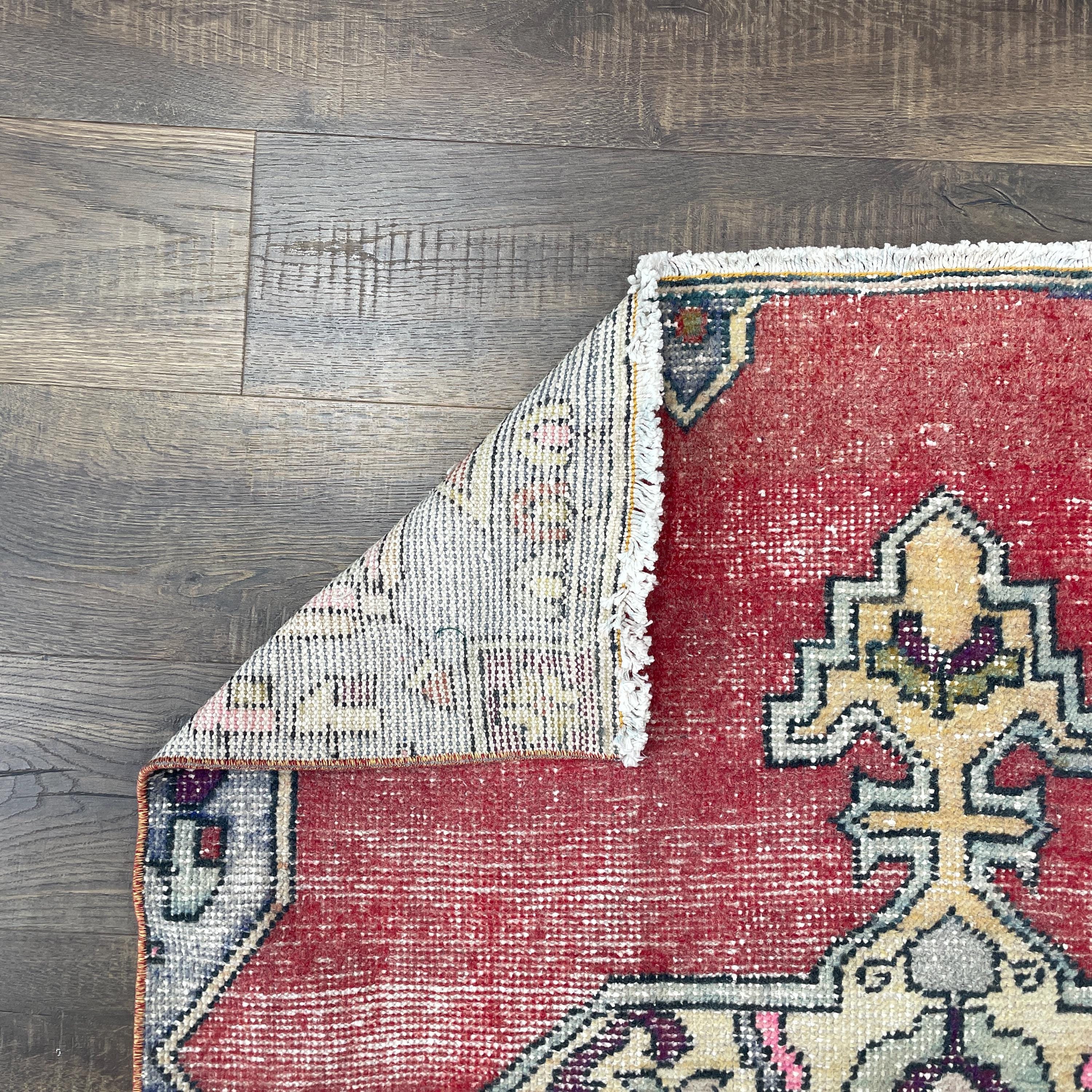 Handmade Wool Runner Rug: Red & Yellow Medallion Boho Rug (3'6"x7'4")