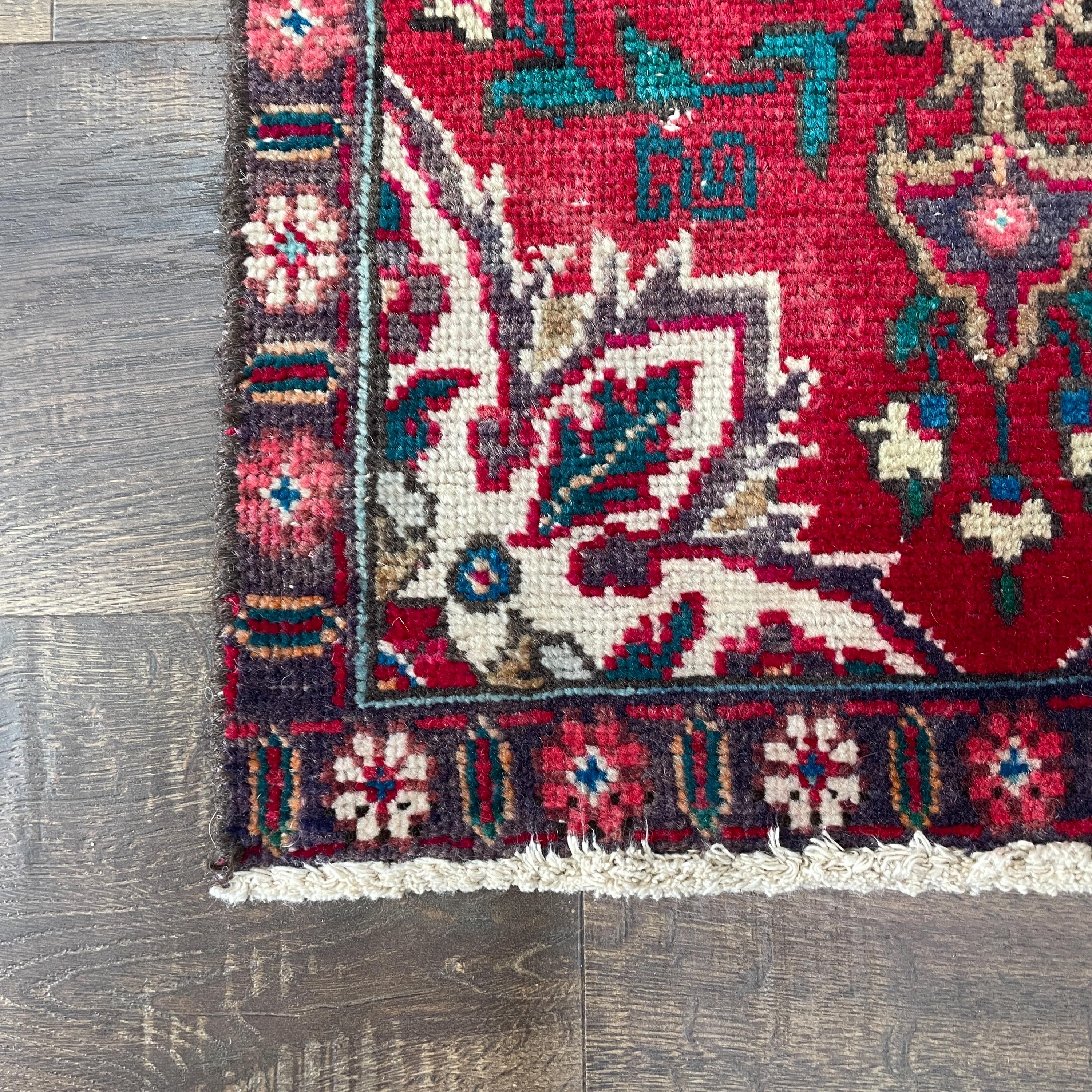 Handmade Turkish Wool Rug: Vintage Red Oriental Small Area Rug (1'8" x 2'8")