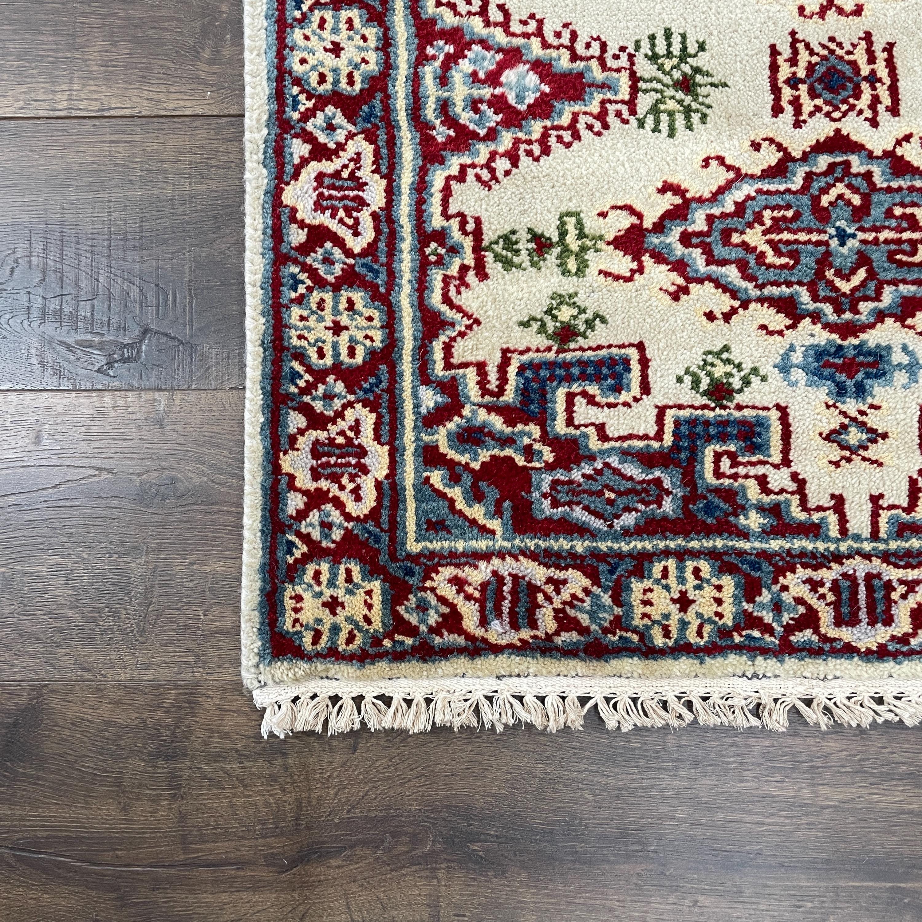 Handmade Wool Runner Rug: Vintage Turkish Hallway Rug (2'6" x 7'9")