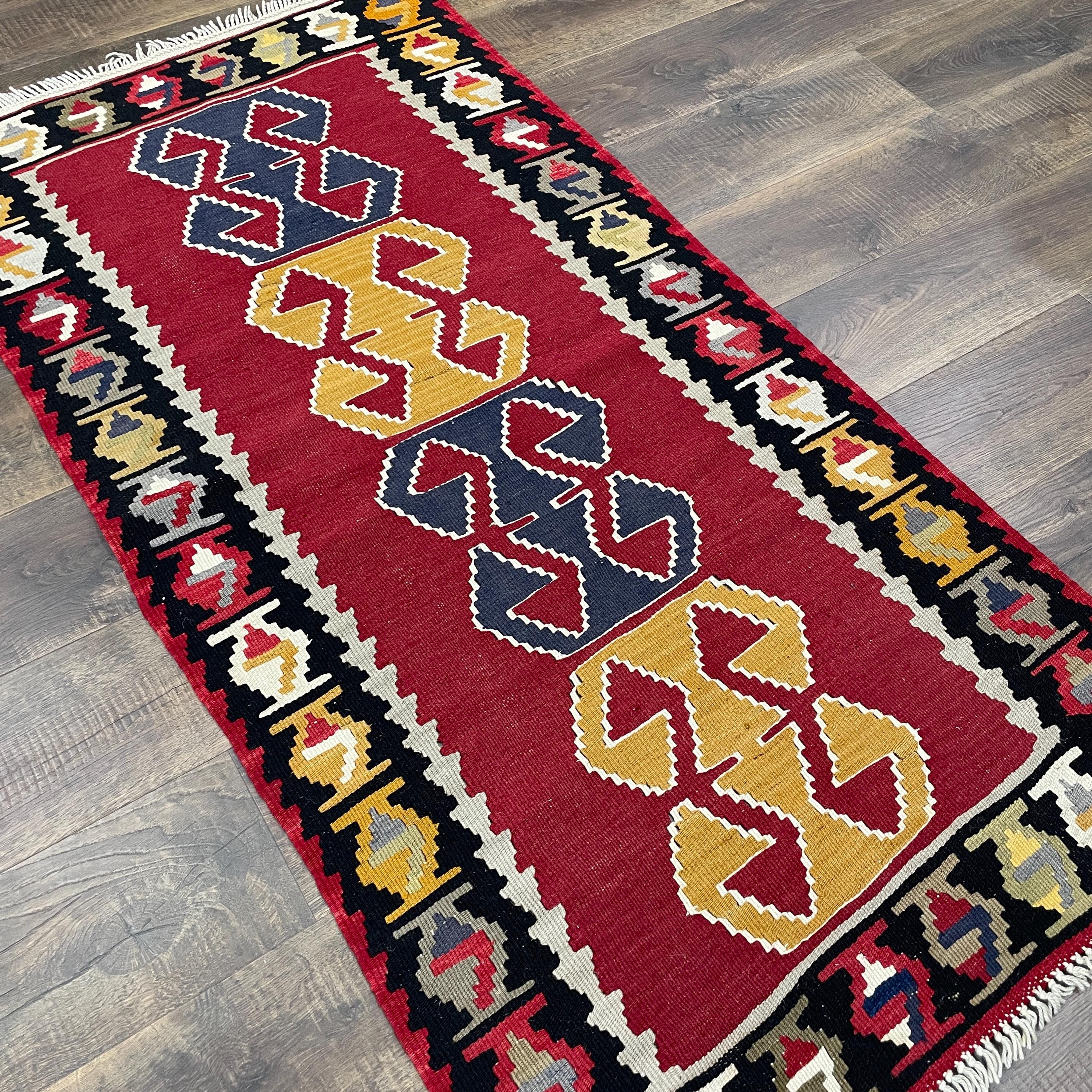 2'9" x 5'6" Handwoven Turkish Kilim Rug - Vintage Wool Flatweave | Boho Geometric Area Rug