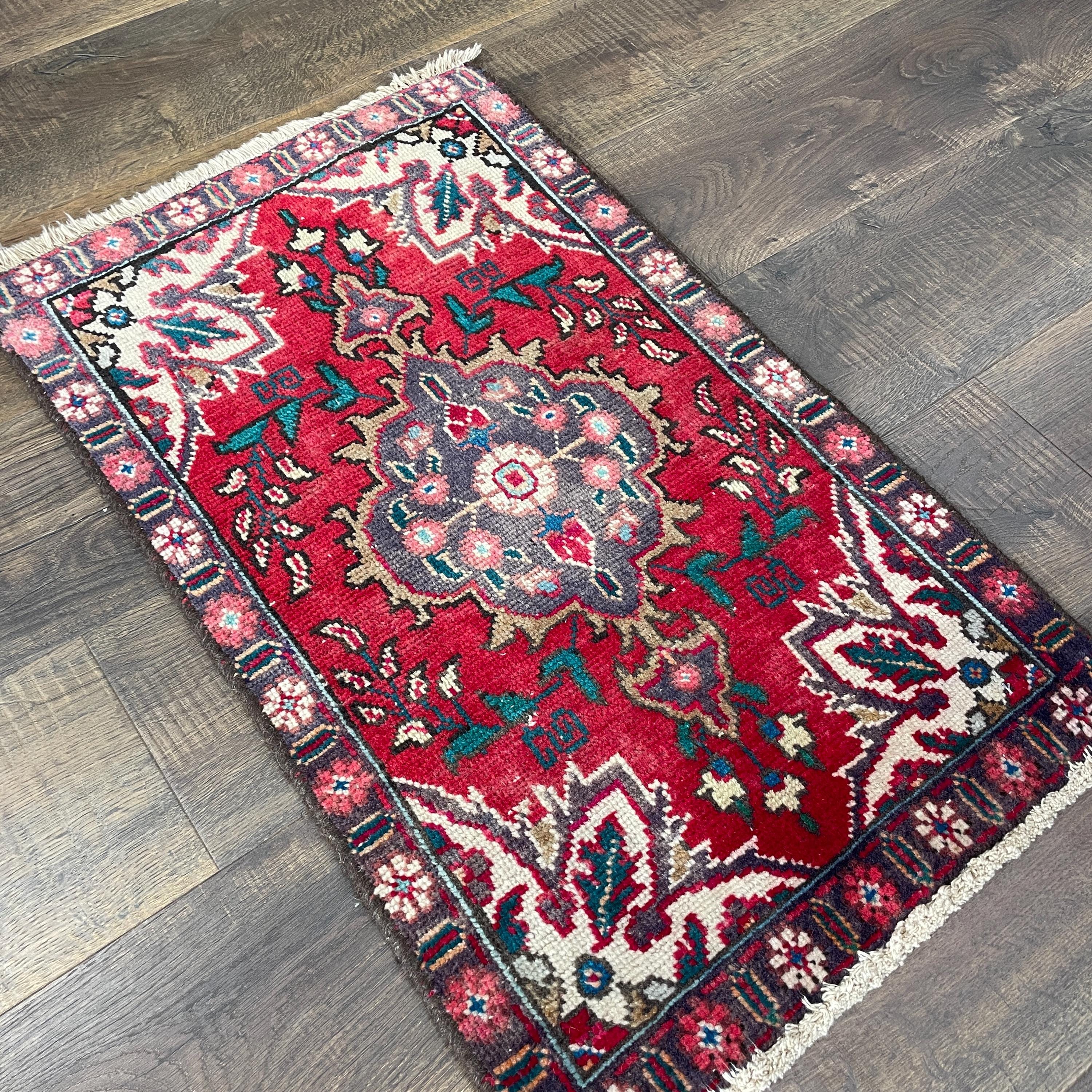 Handmade Turkish Wool Rug: Vintage Red Oriental Small Area Rug (1'8" x 2'8")