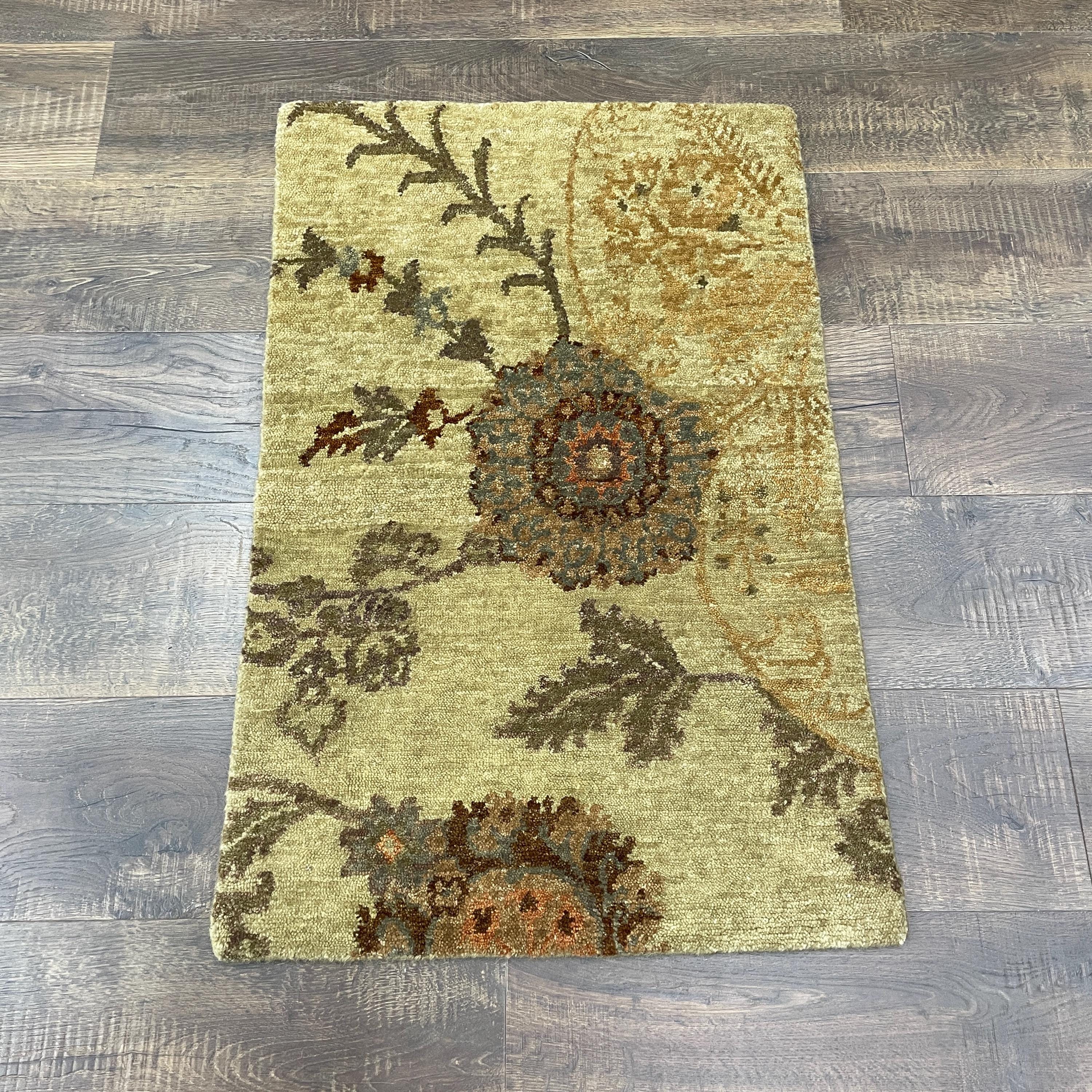 1'10" x 3' Handmade Turkish Wool Rug - Vintage Floral Area Rug | Soft Boho Carpet