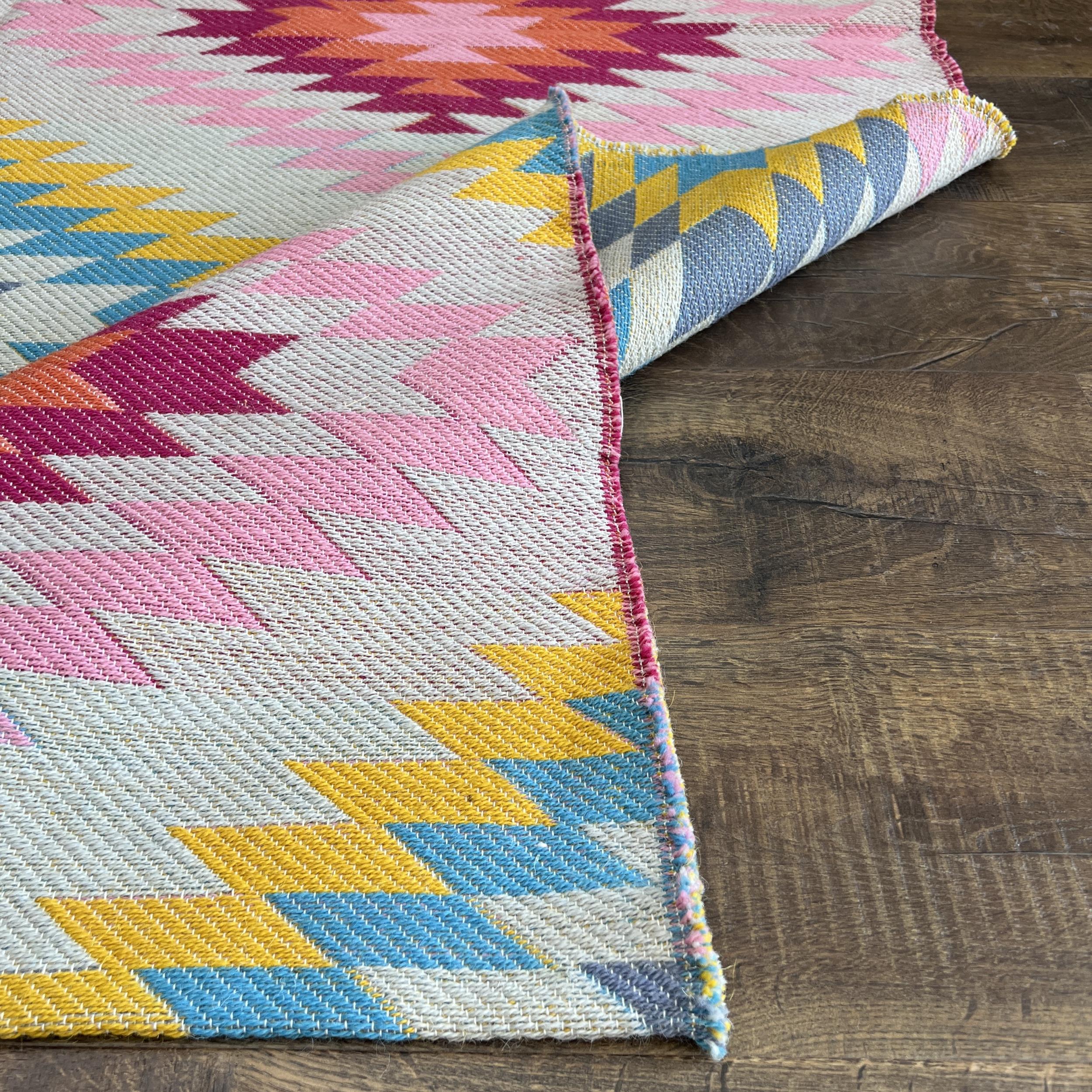 5'3"x7'6" Wool Kilim Rug – Geometric Tribal Design