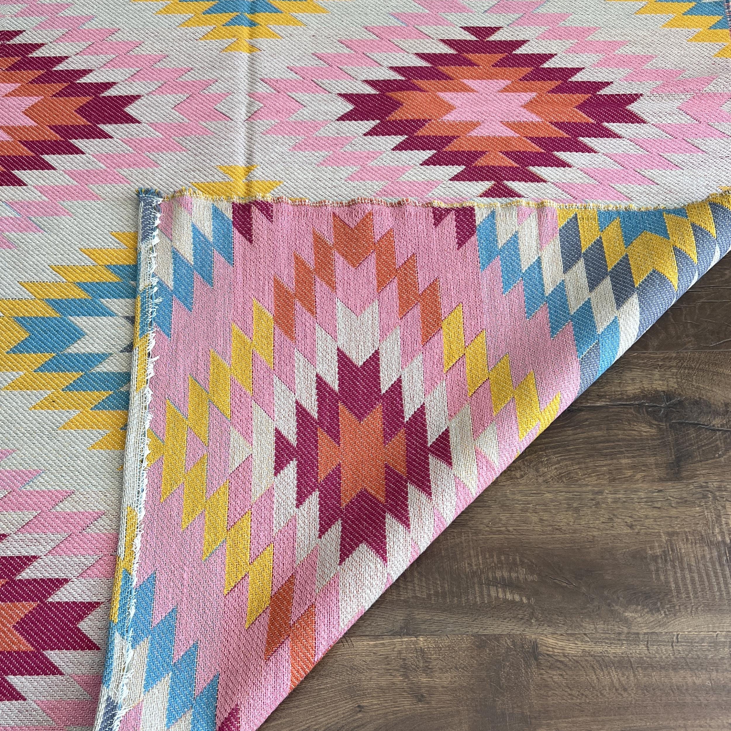 5'3"x7'6" Wool Kilim Rug – Geometric Tribal Design
