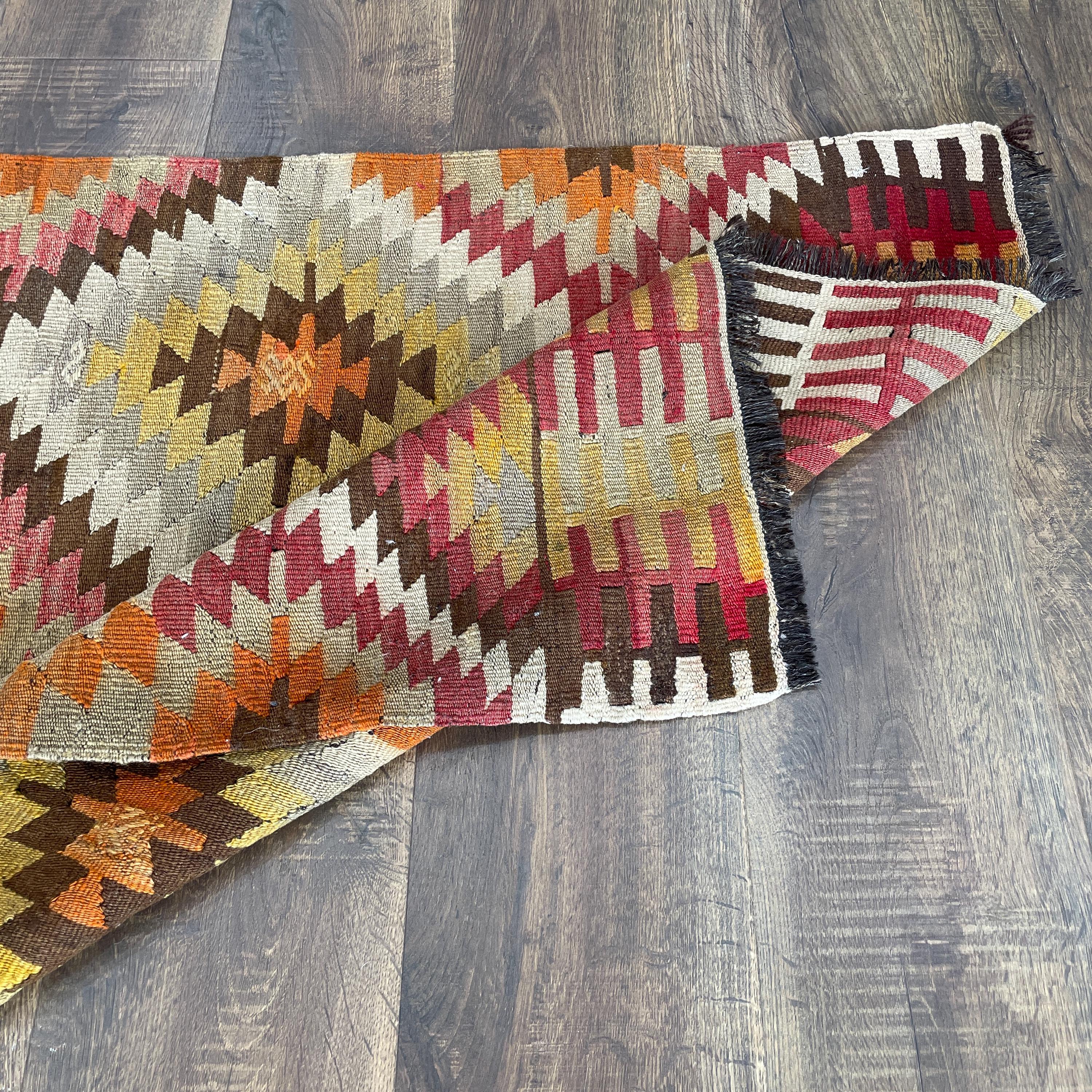 2'7"x3'9" Handmade Wool Kilim Rug – Multicolor Turkish Small Area Rug