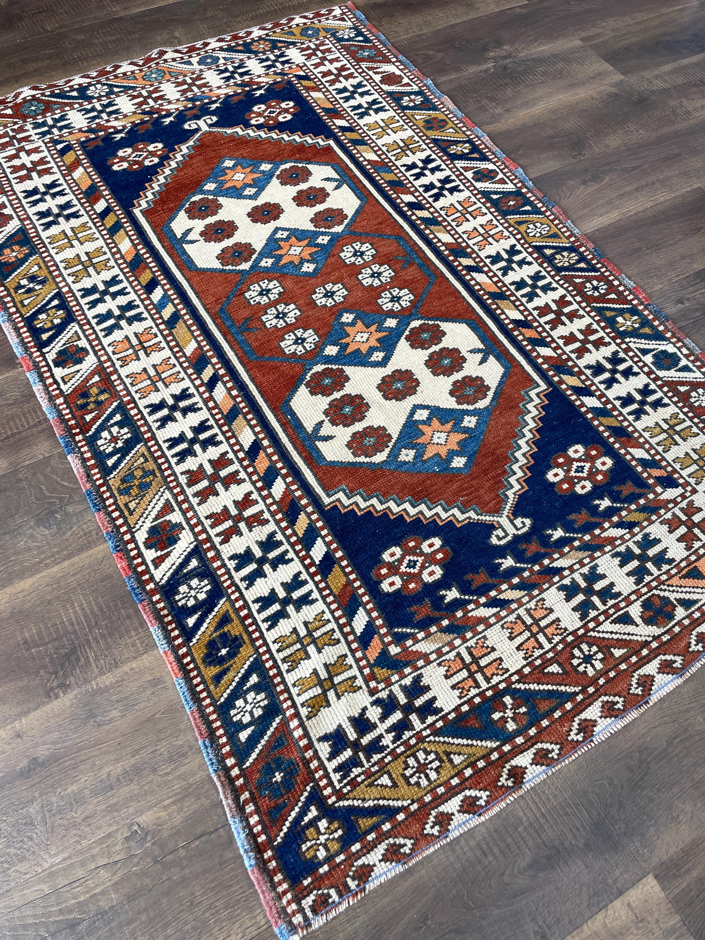 Handmade Turkish Wool Rug: Vintage Tribal Medallion Design - 3'8" x 5'8"