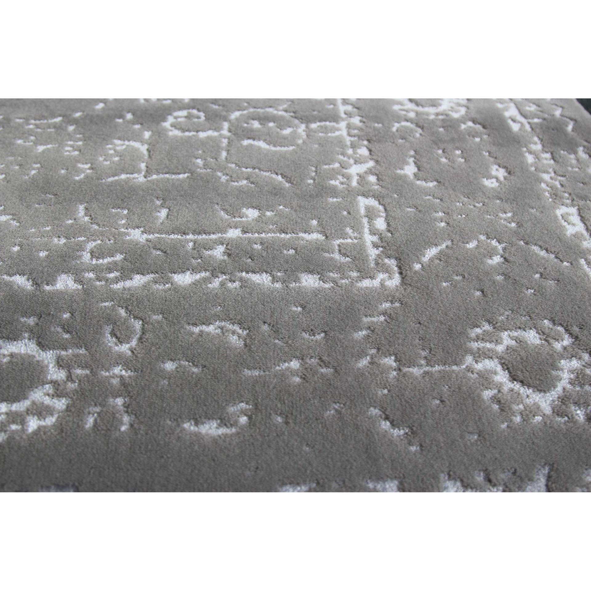 Shimmer Medallion Vintage Rug