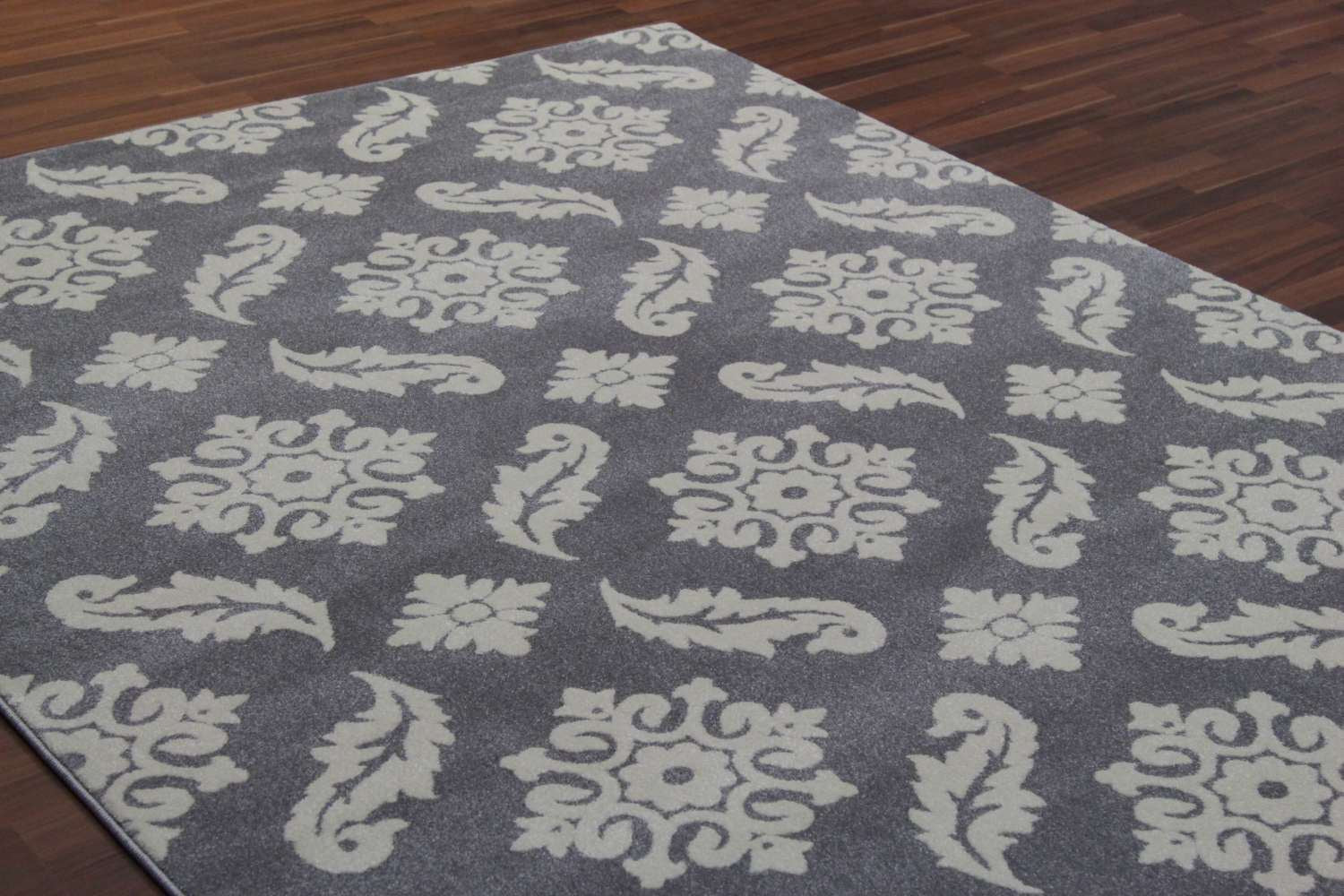 Transitional Floral Gray Rug