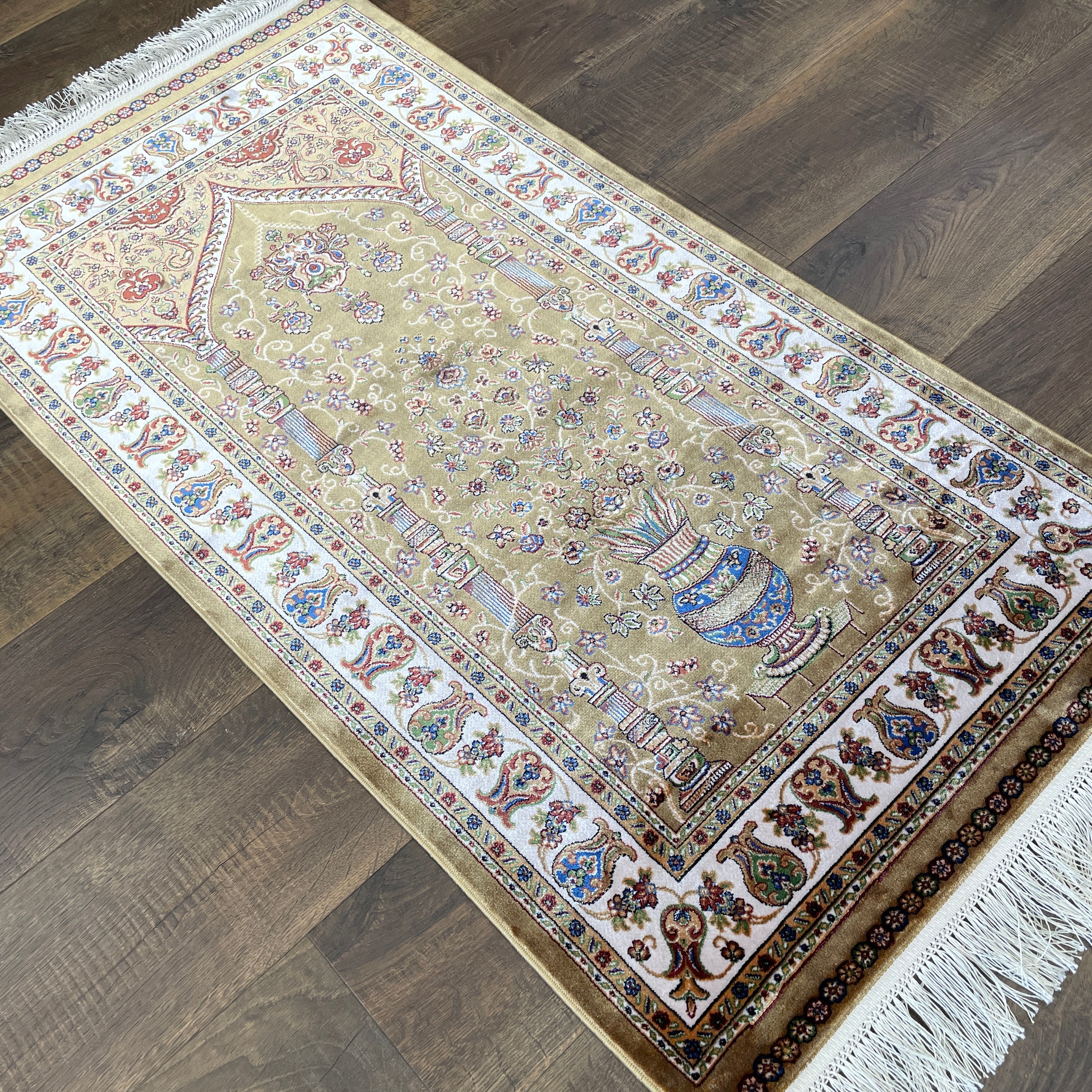 2'2"x4'3" Modal Silk Rug