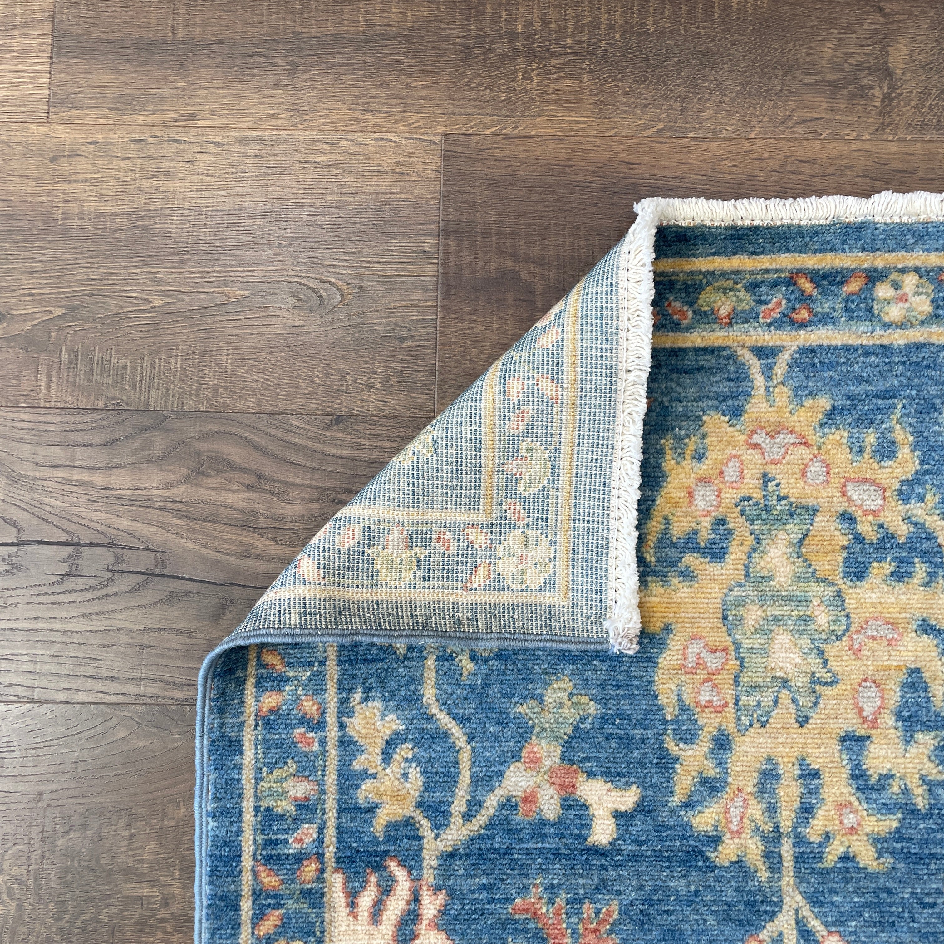 Hand-Spun Vegetable Dye Rich Blue Floral Accent Rug, 2'5" x 4'