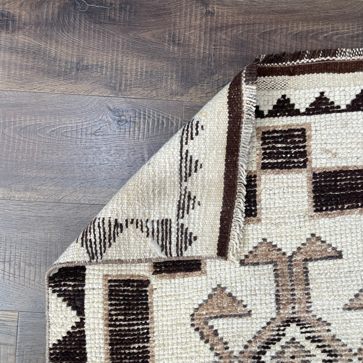 Vintage Runner Rug 2'9" x 11'5" – Neutral Beige & Brown Handmade Wool Geometric Hallway Rug