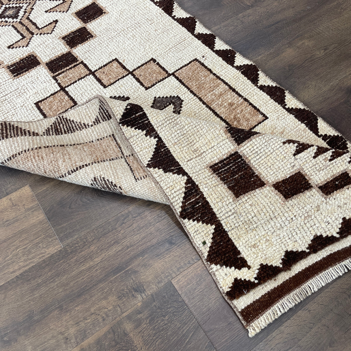 Vintage Runner Rug 2'9" x 11'5" – Neutral Beige & Brown Handmade Wool Geometric Hallway Rug