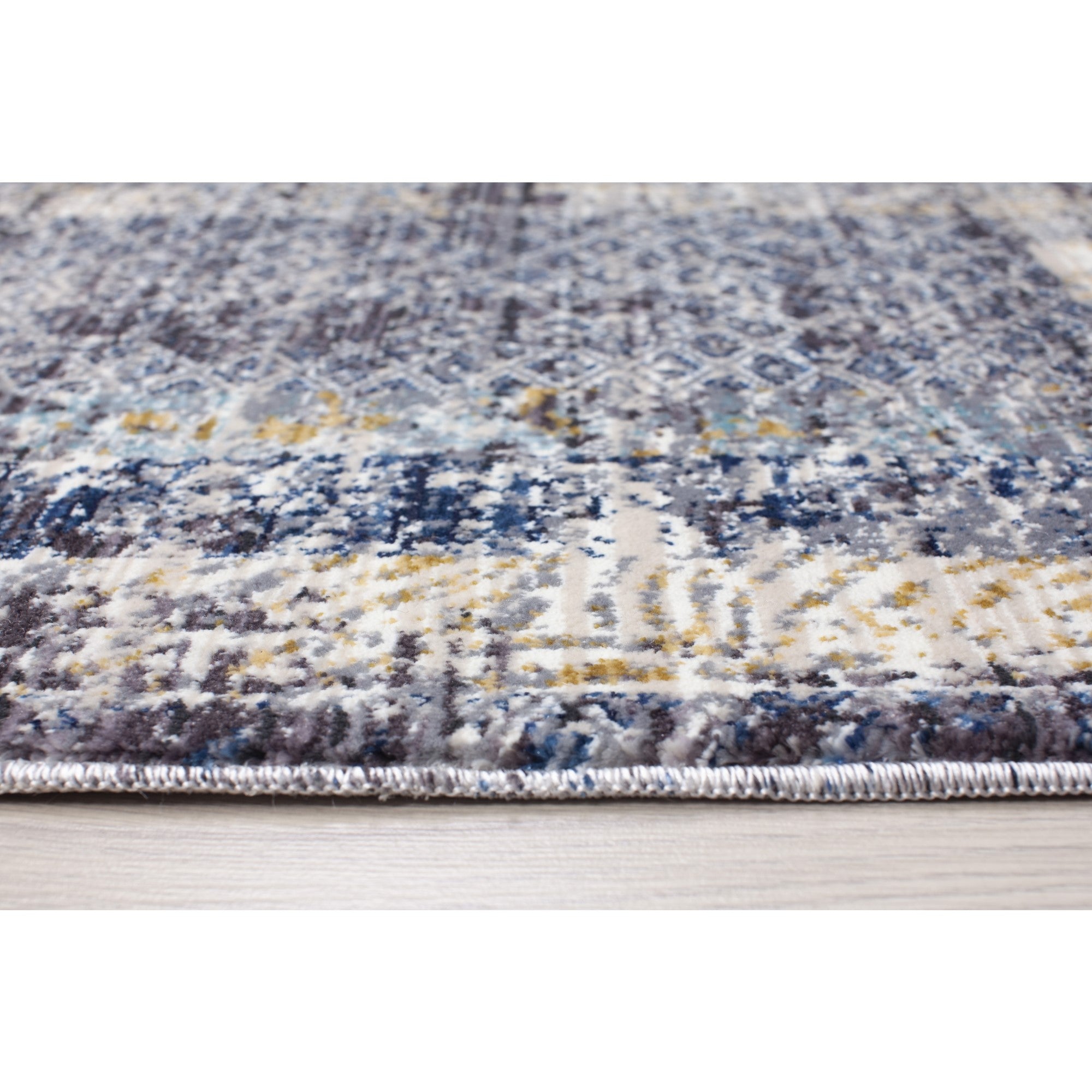 Picasso Medallion Distressed Masal Rug