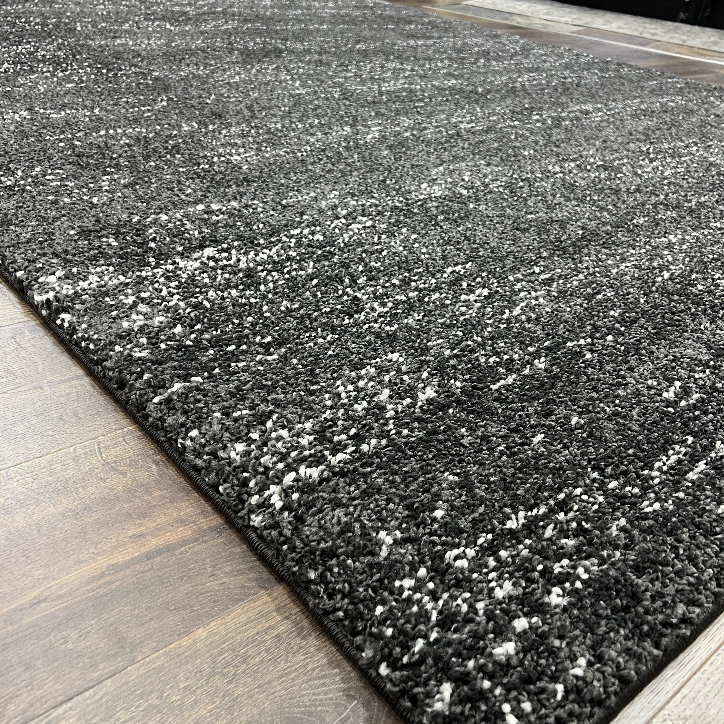 Plush 1-Inch Ultra-Thick, High-Density Luxury Rug in Charcoal Gray