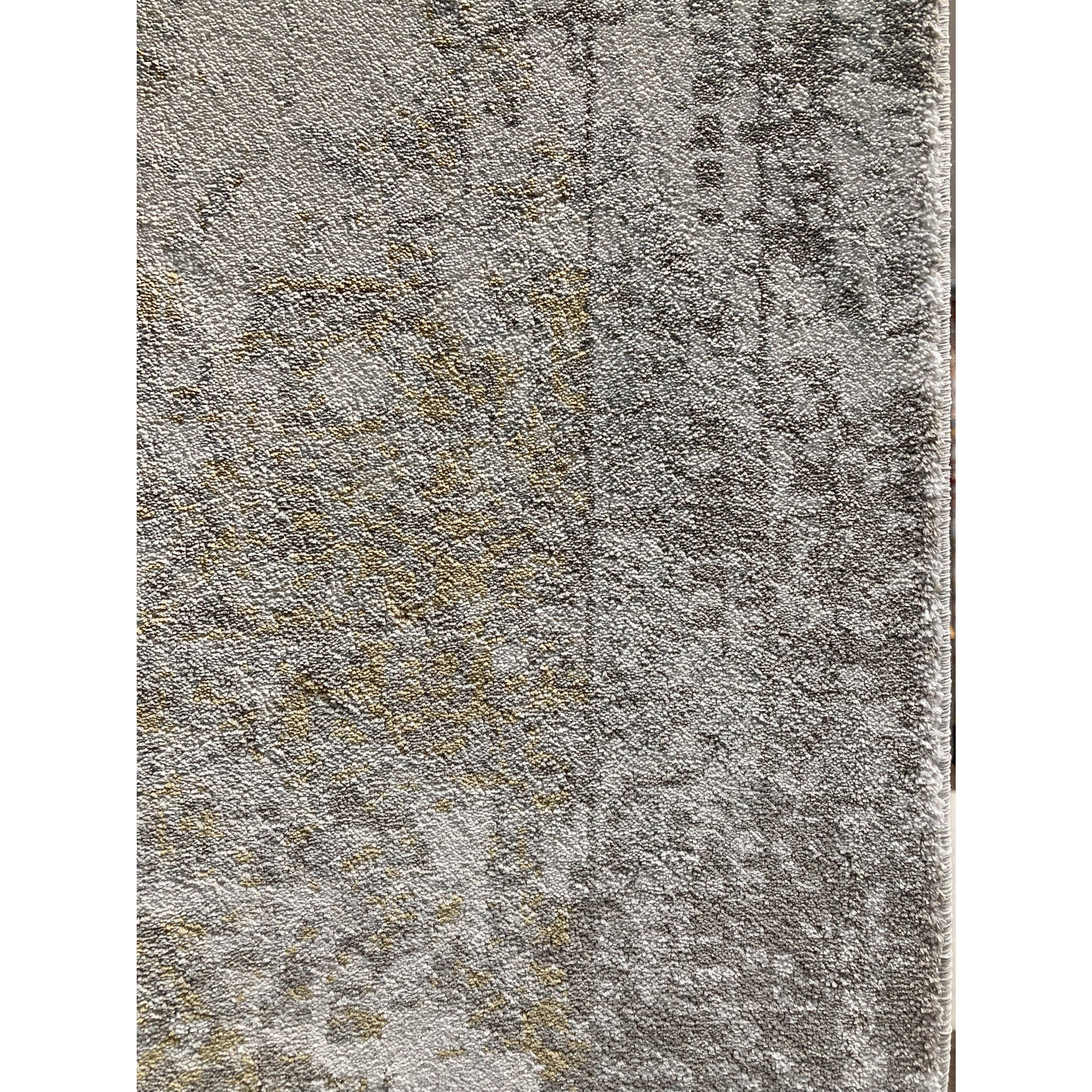 Smyrna Luxurious Soft Diamond Rug in Muted Gold and Grayish Blue