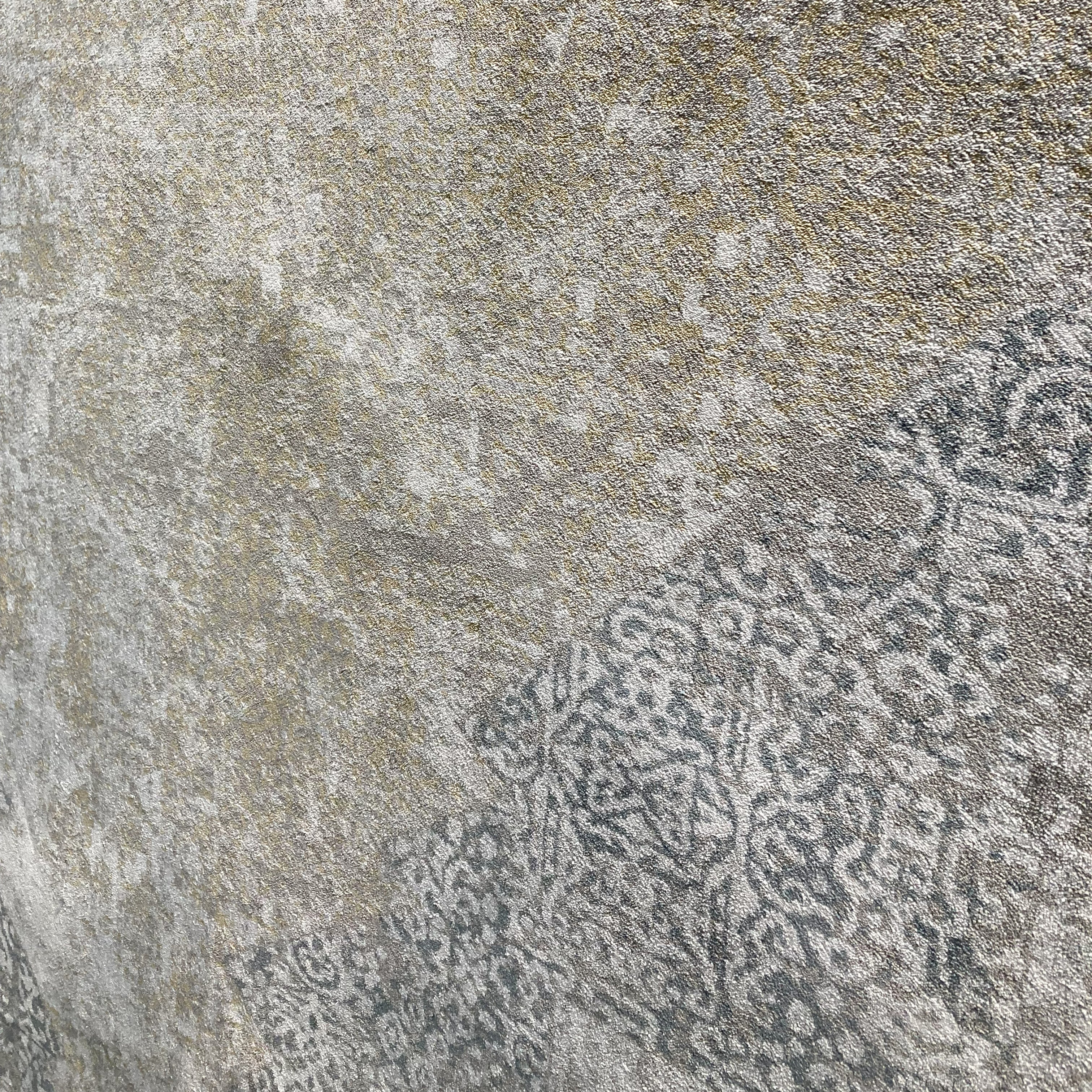 Smyrna Luxurious Soft Diamond Rug in Muted Gold and Grayish Blue