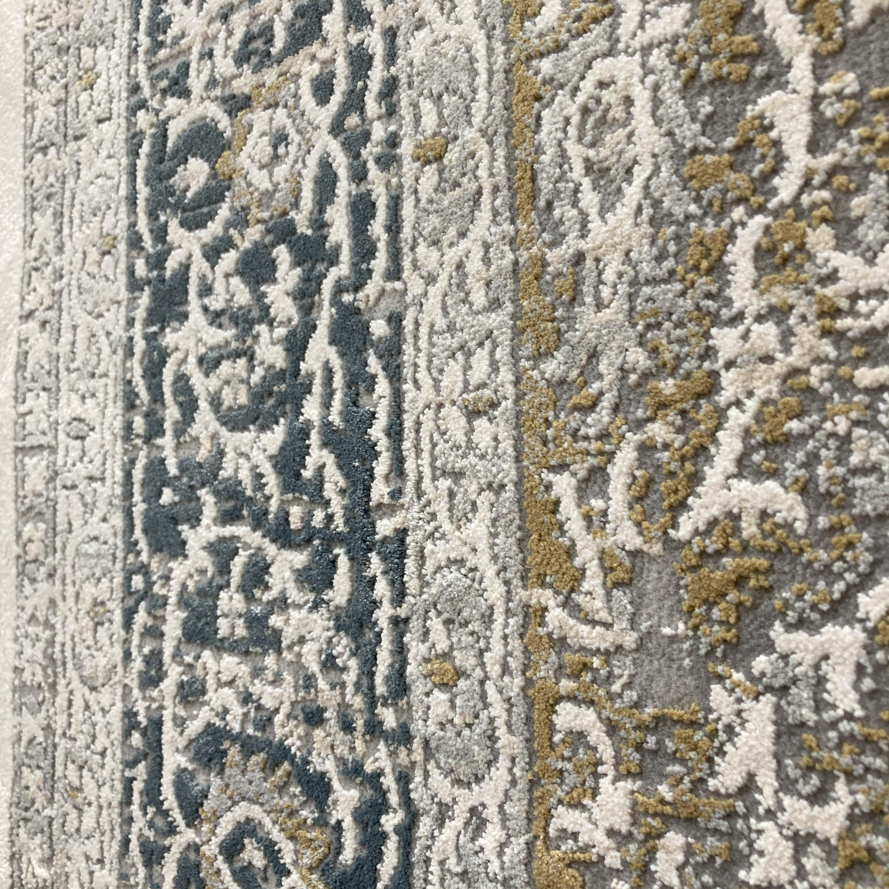Smyrna Luxurious Turkish Medallion Rug in Gold and Blue