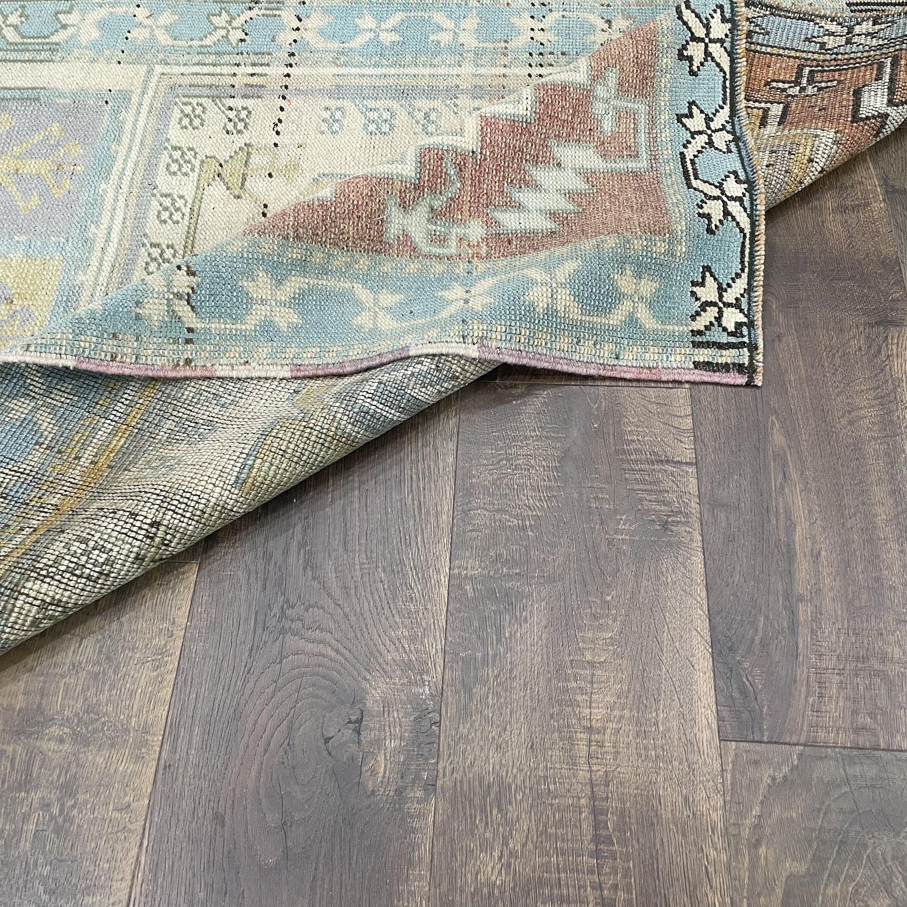 Vintage Hand-Knotted Turkish Wool Rug: 3x5 Boho Pastel Decor