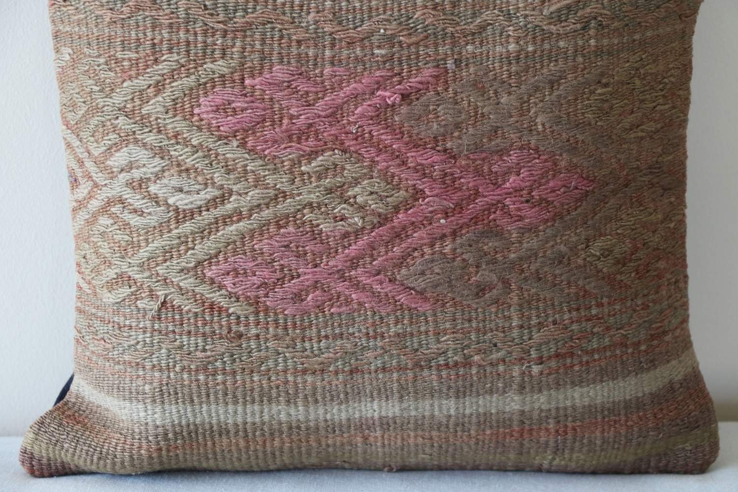 Vintage Turkish Kilim Pillow Cover: Faded Pink Wool, 16x16 Inches