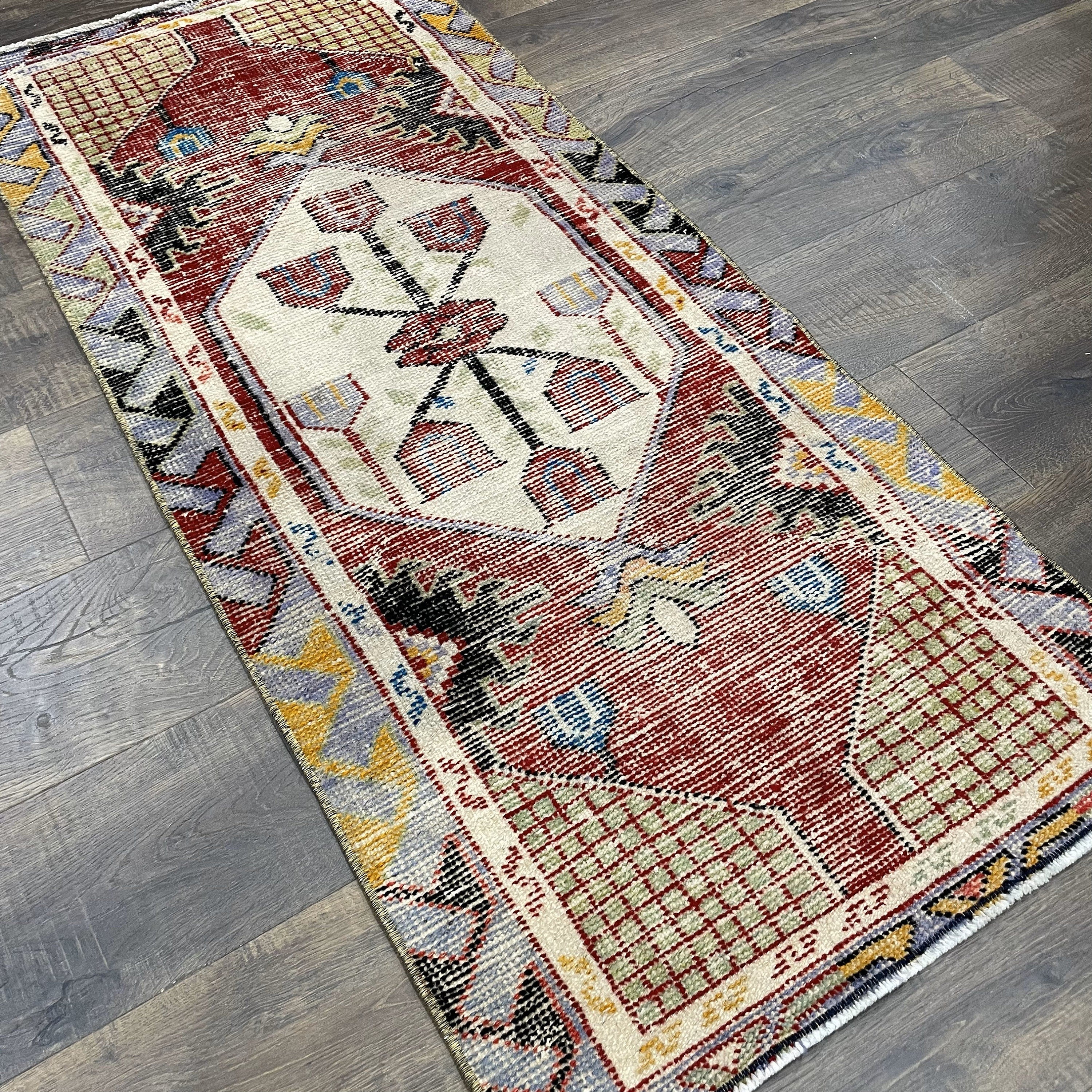 5 FT Runner Turkish Distressed Handmade Wool Rug - 2'2"x4'10"