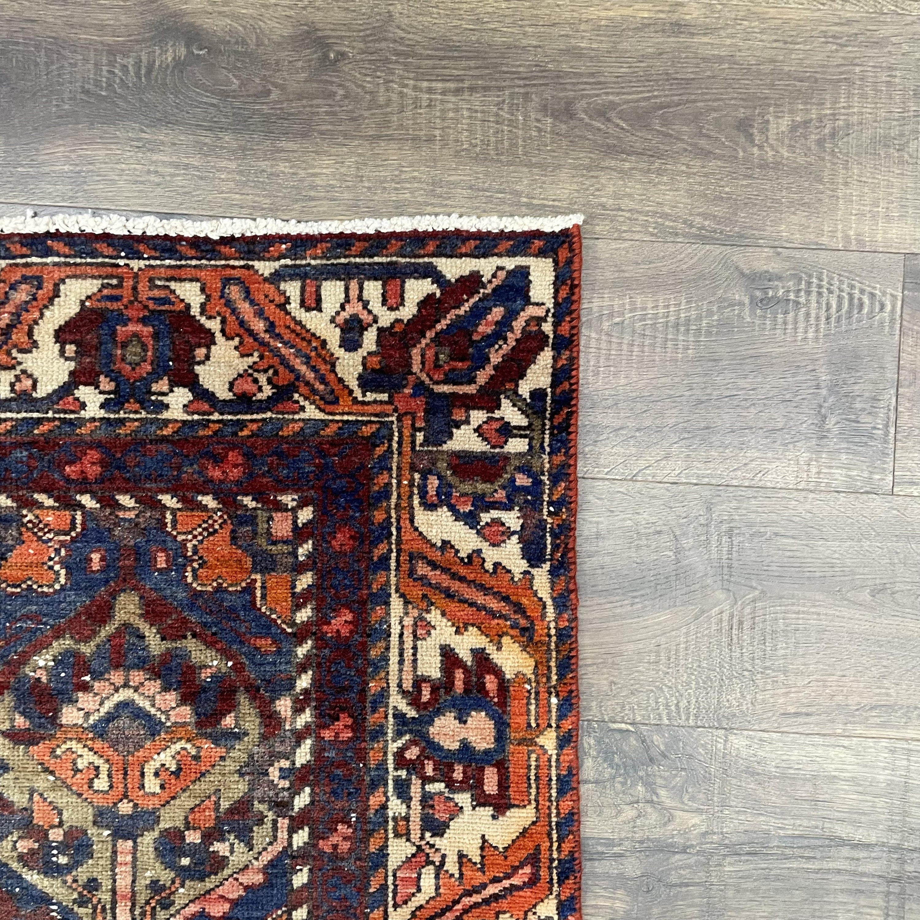 Hand Knotted Turkish Wool Rug (5x9): Distressed Vintage Oriental Carpet
