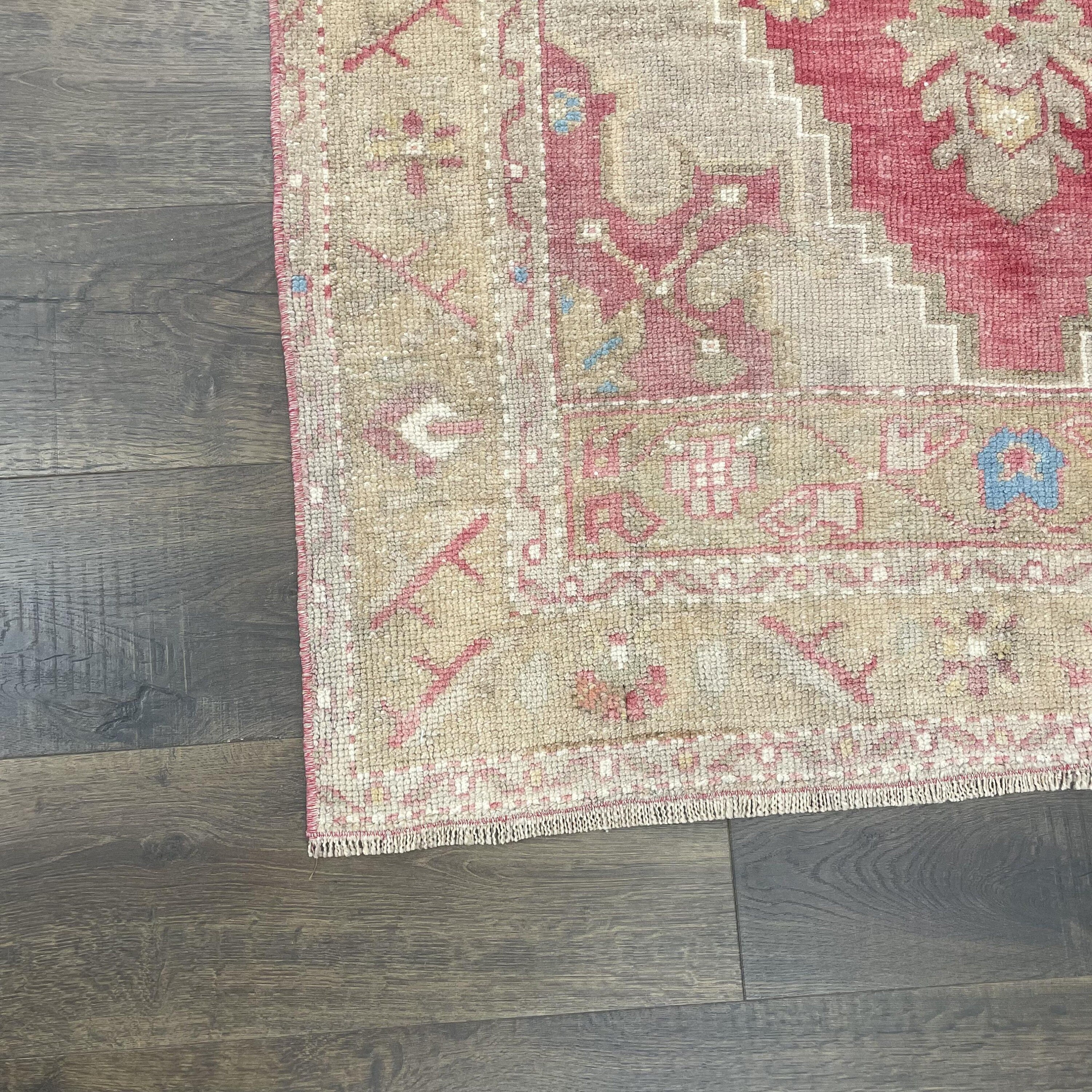 Oushak Turkish Rug (3.5x6): Hand-Knotted Wool, Distressed Boho Chic