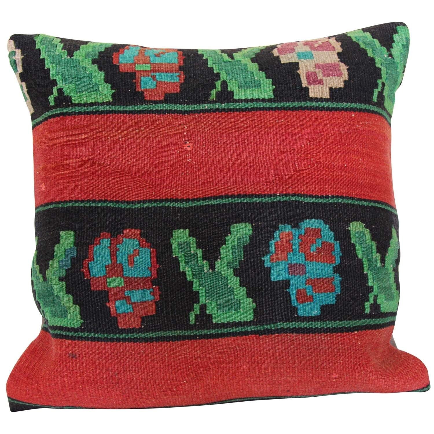 Handmade Vintage Turkish Kilim Pillow Cover: 20" Wool Throw Pillow