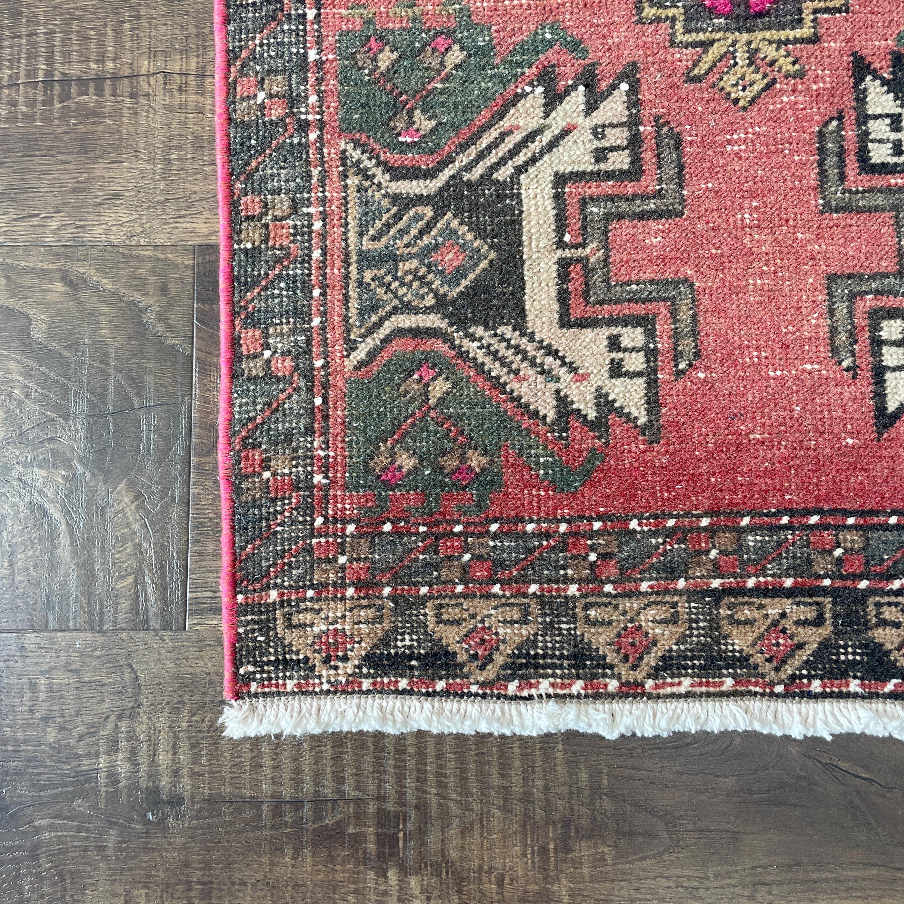 Handmade Wool Accent Rug: Vintage Red-Pink Entryway Rug (1'7"x3')