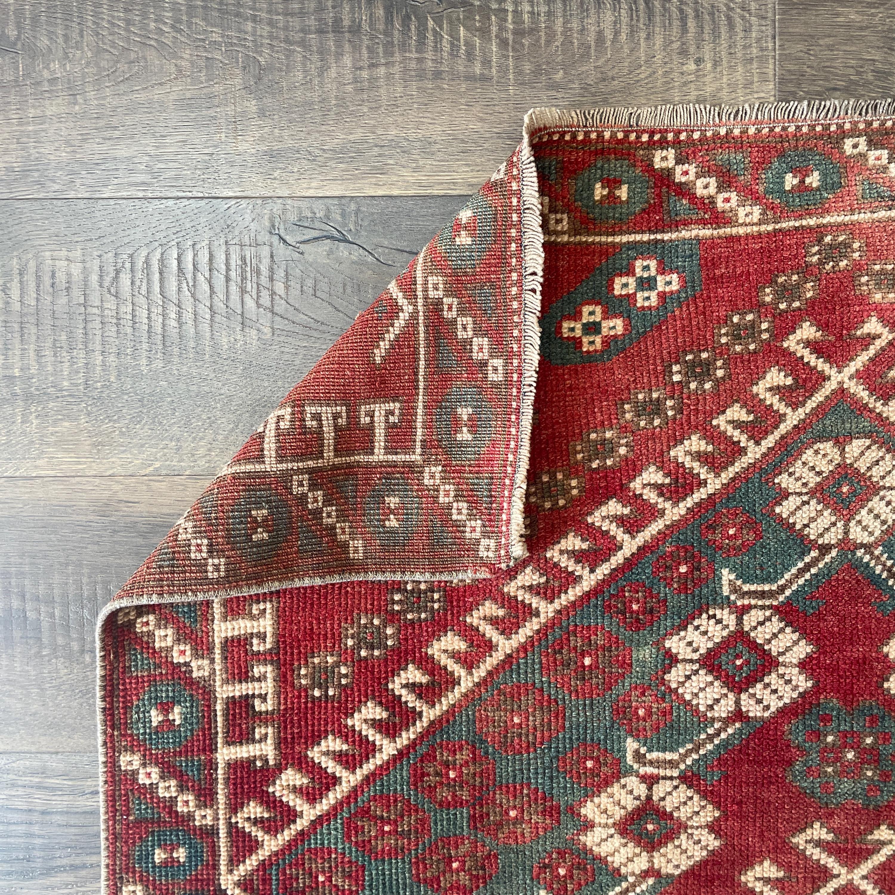 Handmade Turkish Wool Rug (3'3"x5'4") - Eco-Friendly Boho Decor