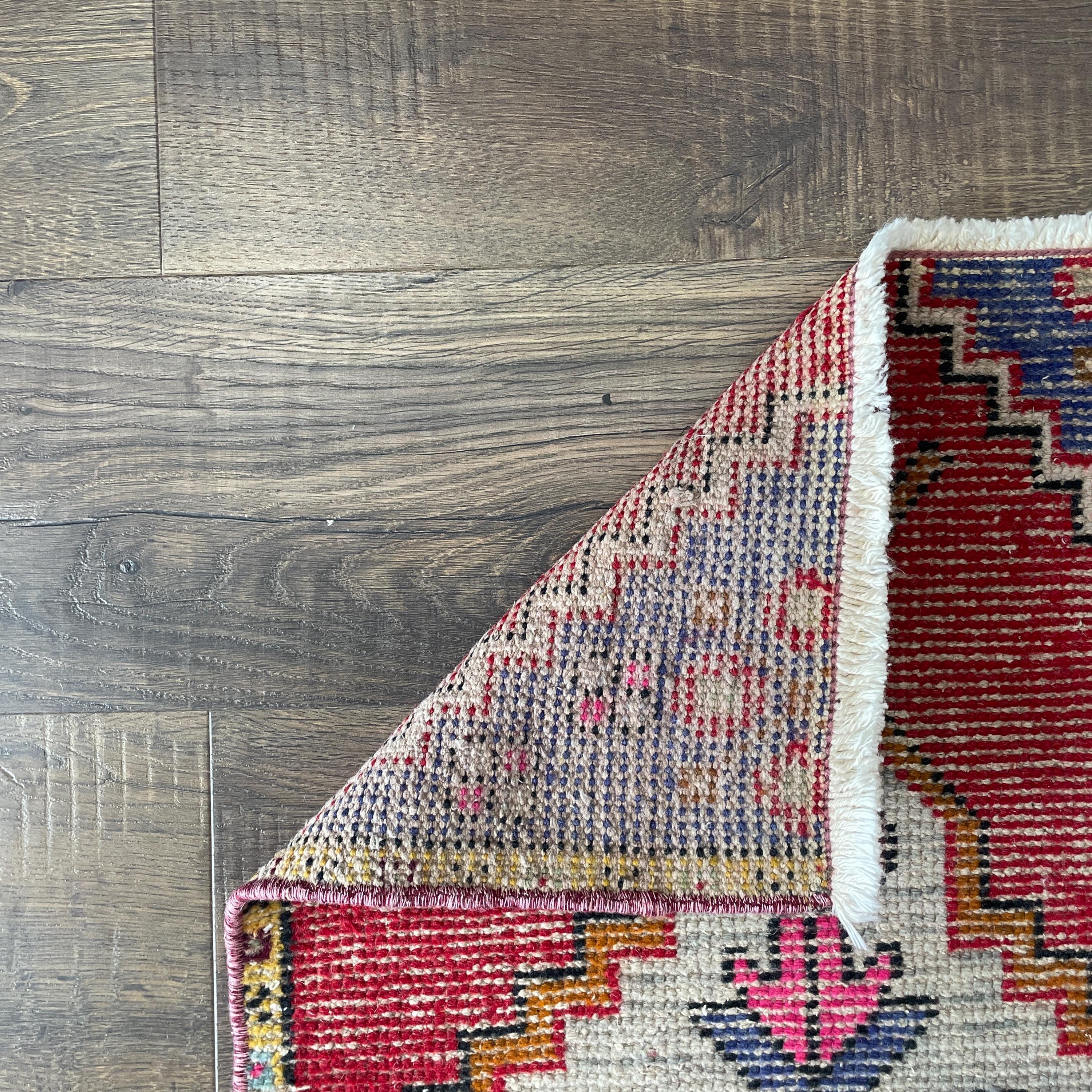 Vintage Handmade Wool Accent Rug: Red Small Turkish Rug (1'7"x3')