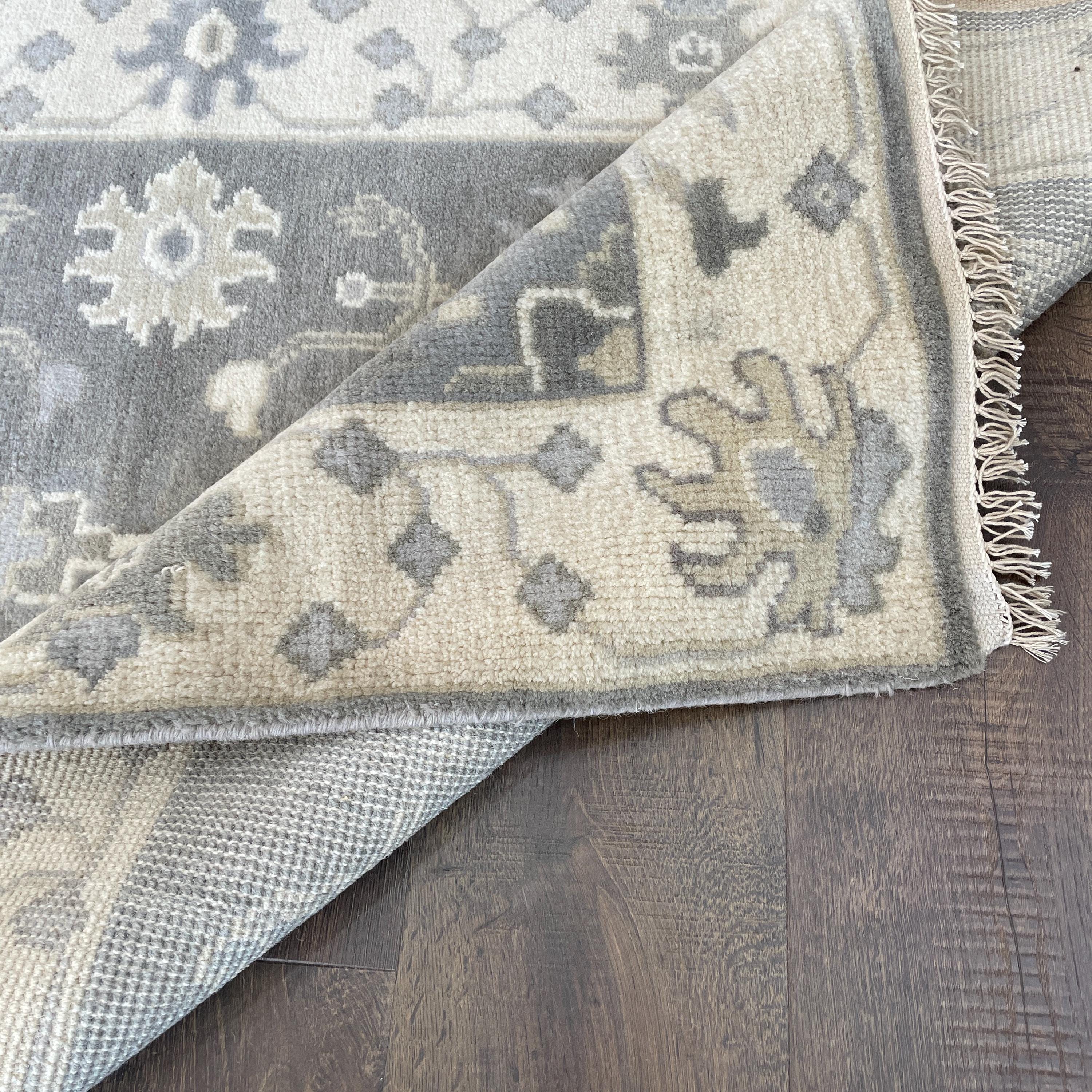 Handmade Turkish Wool Rug (3'x5'): Gray Ivory Boho Chic Decor