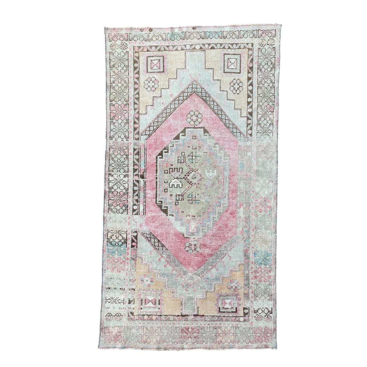 3'4"x6'2" Handmade Vintage Wool Rug