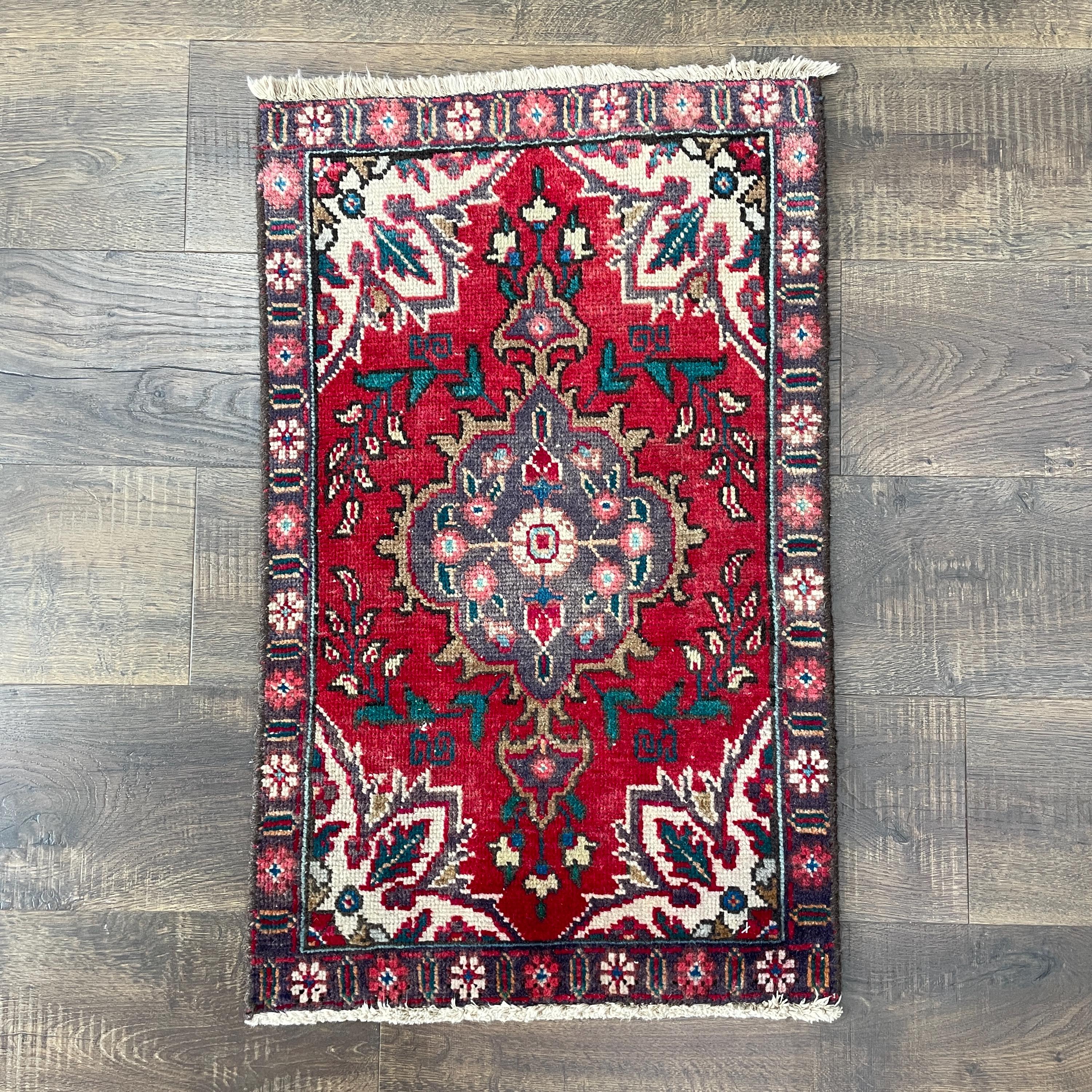 Handmade Turkish Wool Rug: Vintage Red Oriental Small Area Rug (1'8" x 2'8")