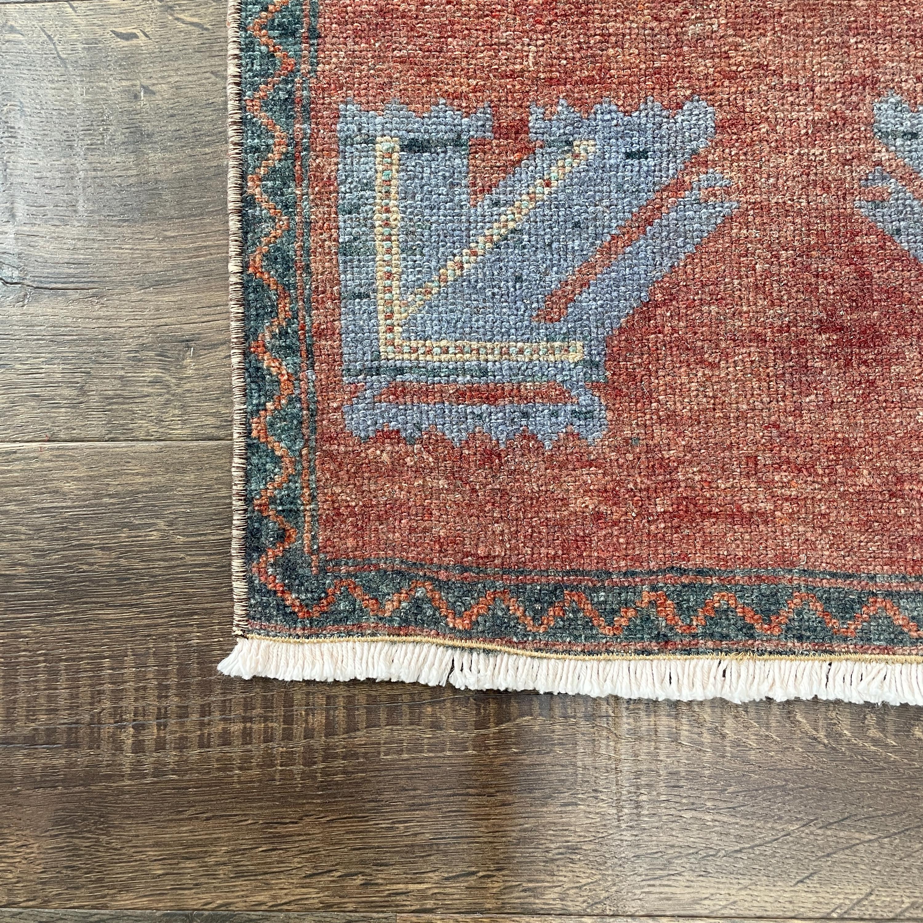 Handmade Turkish Wool Rug - 1'7" x 3'5" Vintage Tribal Runner | Small Boho Carpet