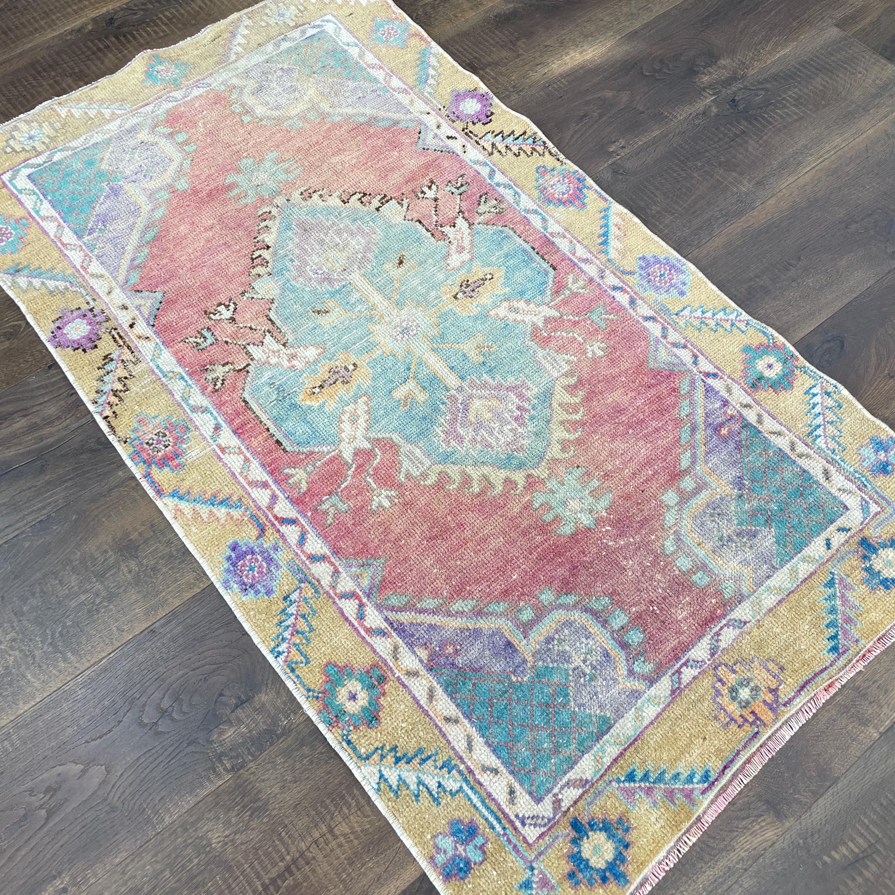 Handmade Wool Rug - 2'5" x 4'5" Vintage Pastel Small Area Rug | Boho Decor