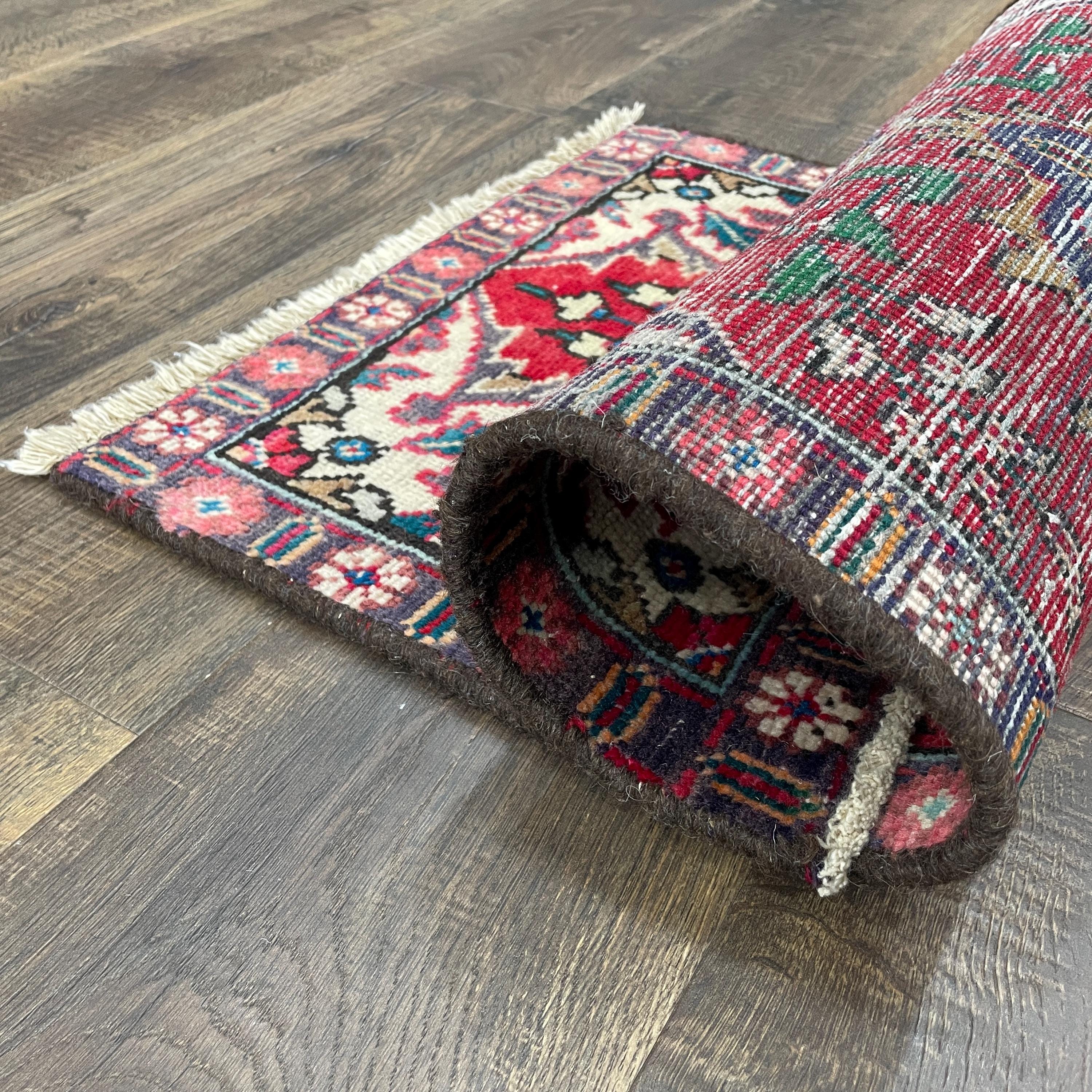 Handmade Turkish Wool Rug: Vintage Red Oriental Small Area Rug (1'8" x 2'8")