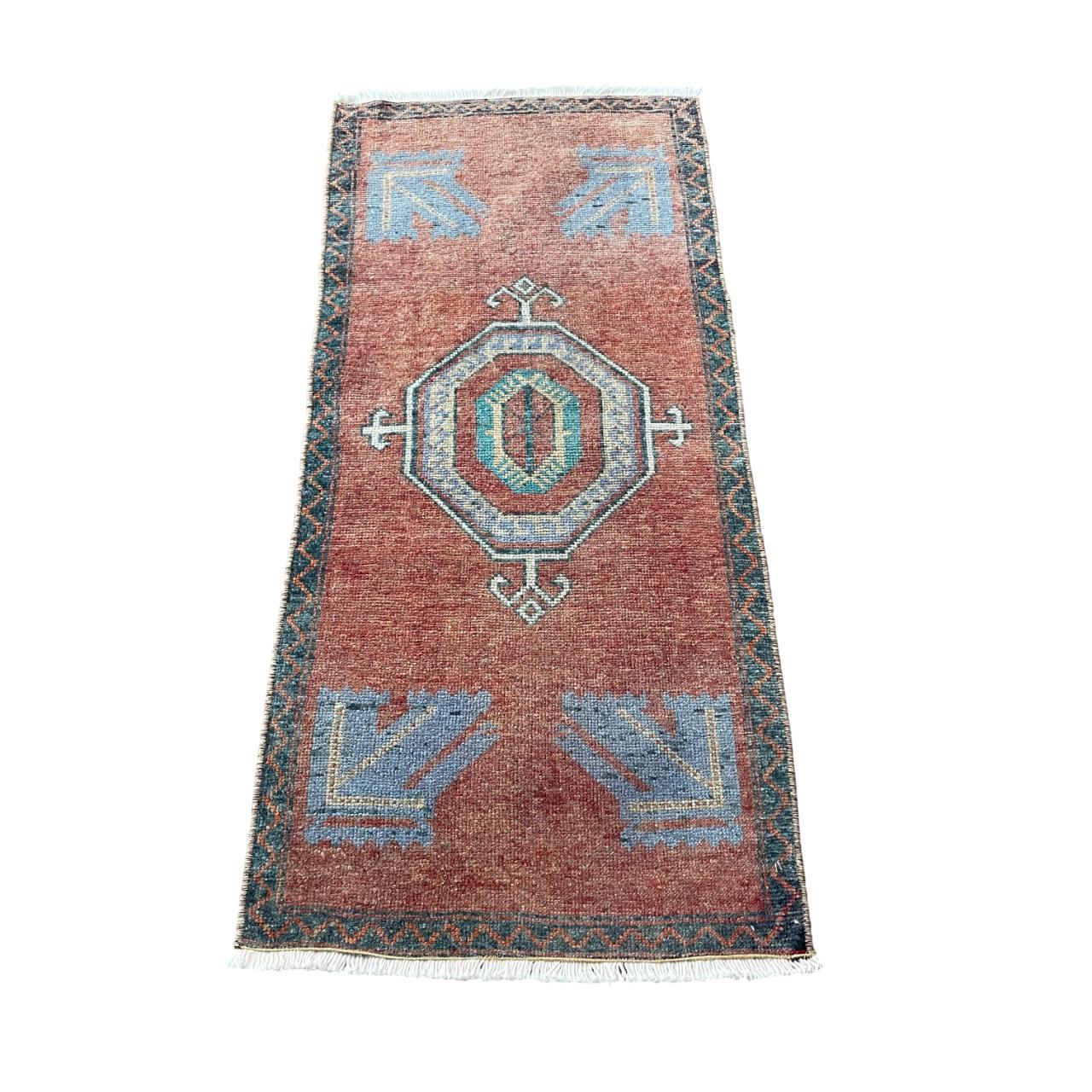 Handmade Turkish Wool Rug - 1'7" x 3'5" Vintage Tribal Runner | Small Boho Carpet