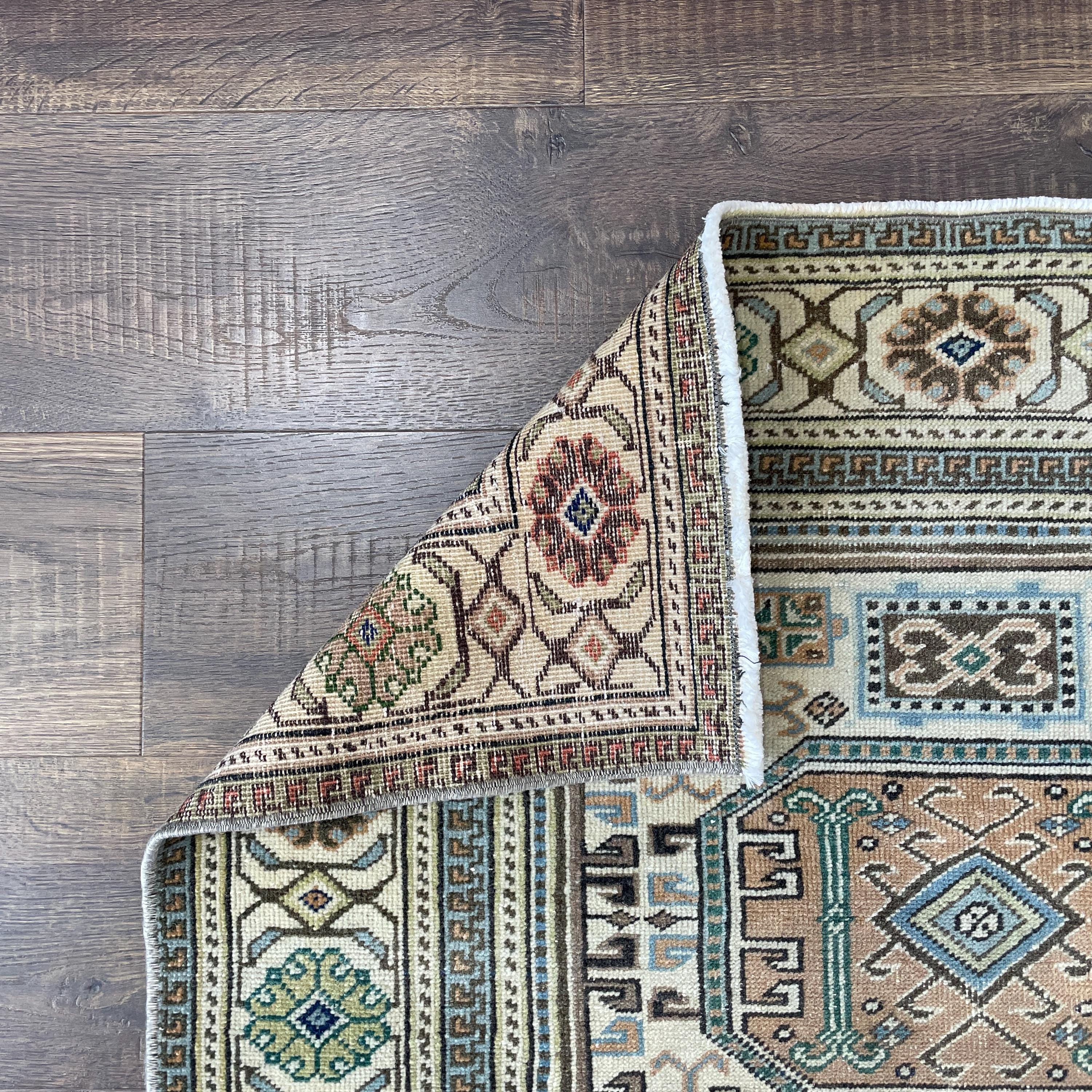Handmade Turkish Wool Rug: Vintage Geometric Boho Accent (3' x 5'6")