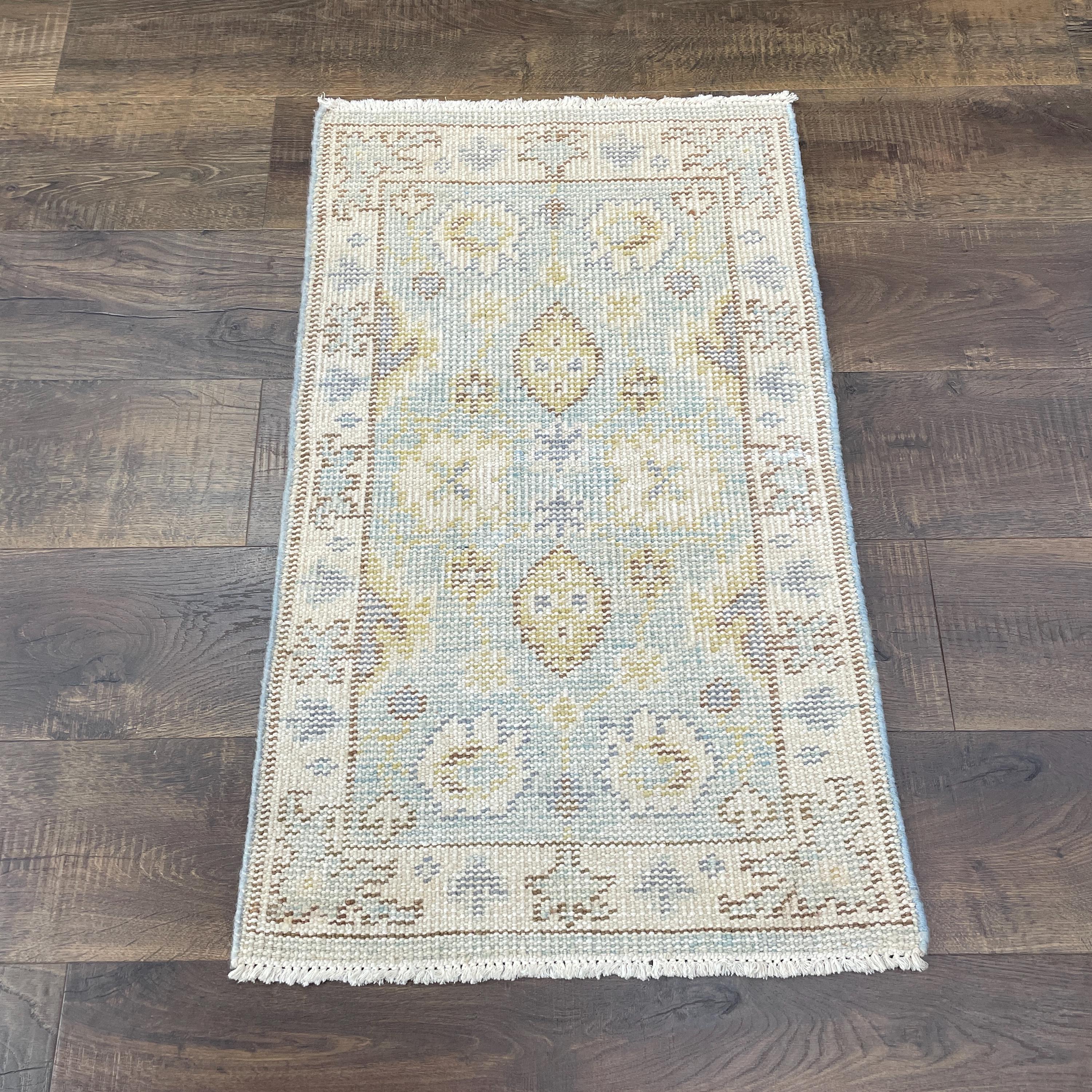 Handmade Turkish Wool Rug: Vintage Floral Boho Area Rug (1'10" x 3'1")
