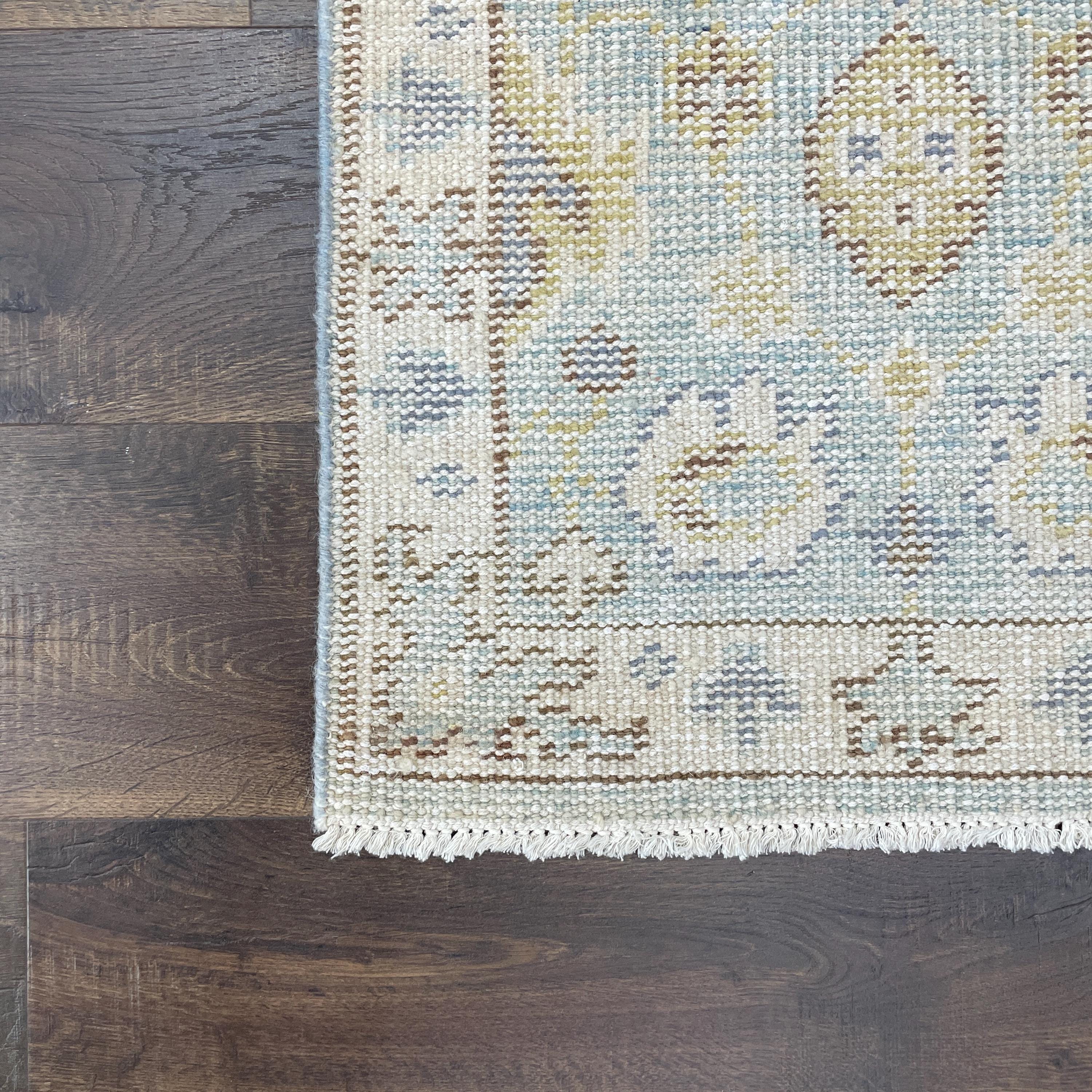 Handmade Turkish Wool Rug: Vintage Floral Boho Area Rug (1'10" x 3'1")