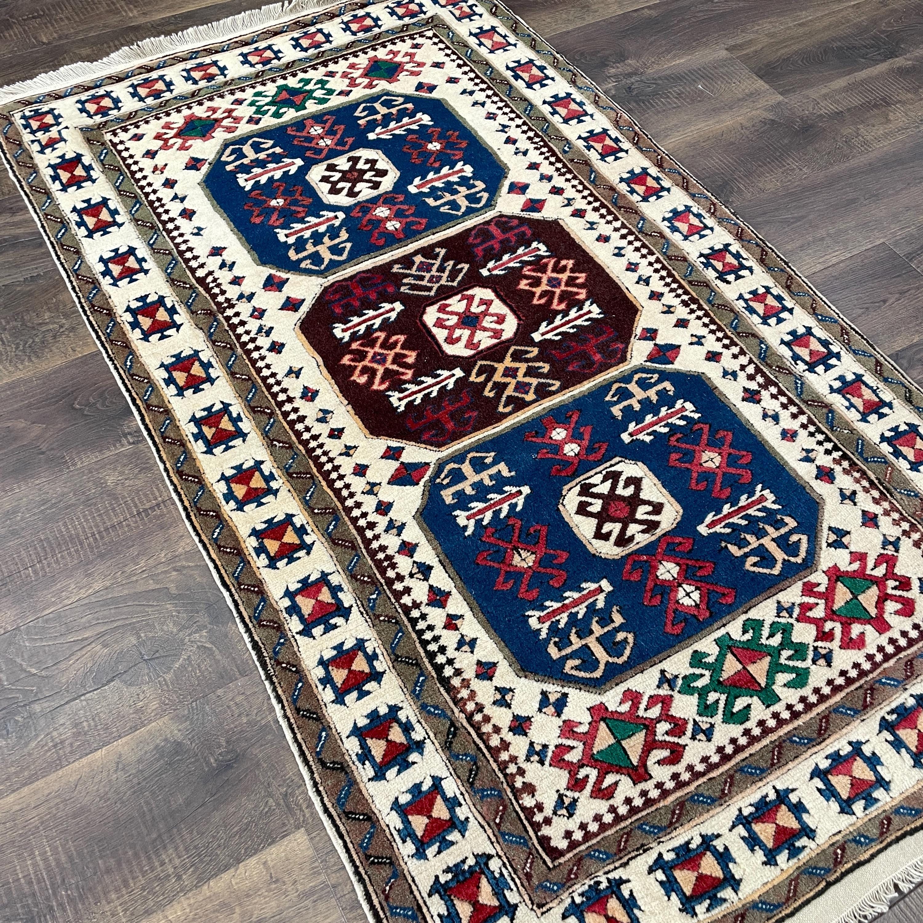 Handmade Turkish Wool Rug (3'5" x 5'10") - Vintage Tribal Bohemian Rug