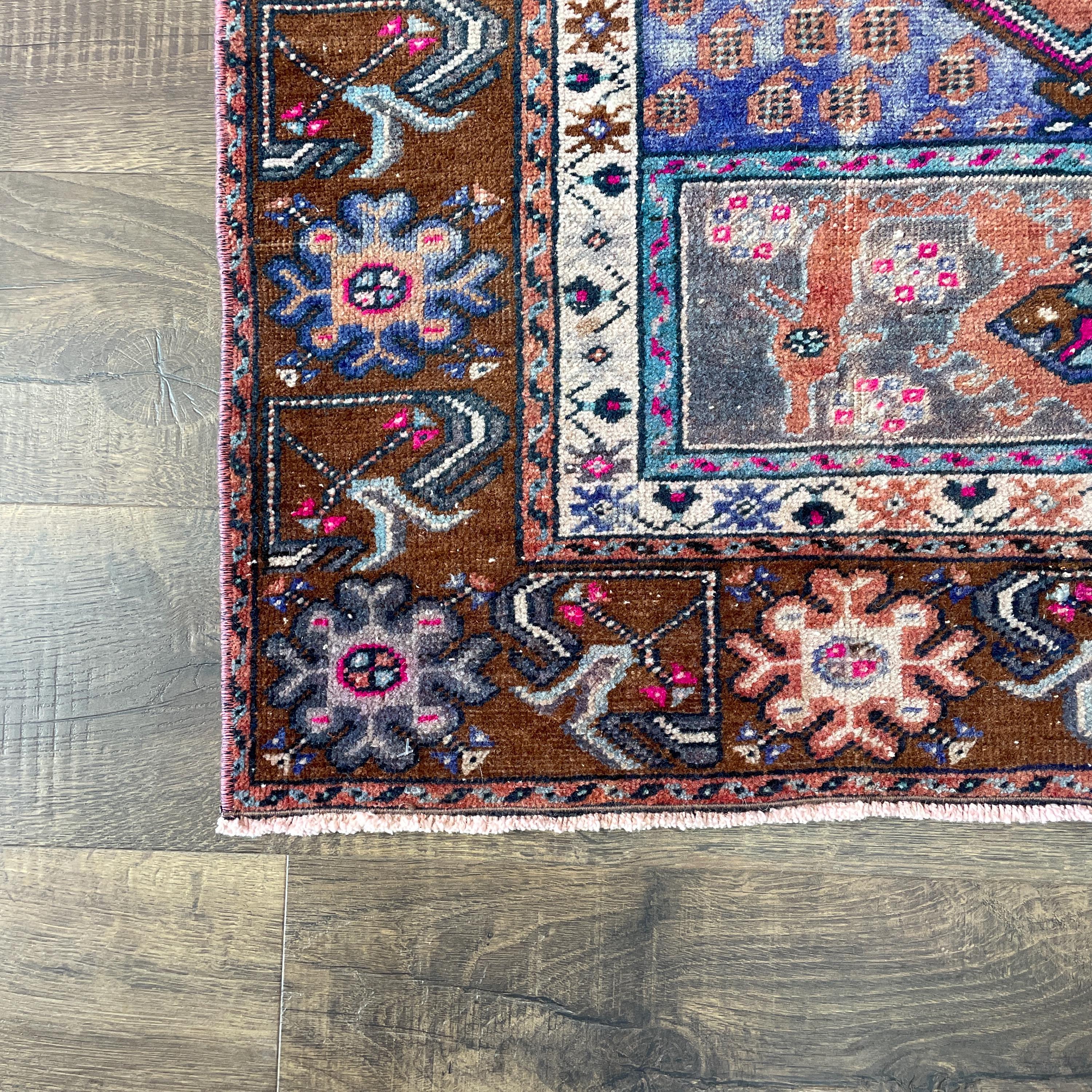 Handmade Turkish Wool Rug: Vintage Floral Medallion, Boho Accent (3'2" x 5')